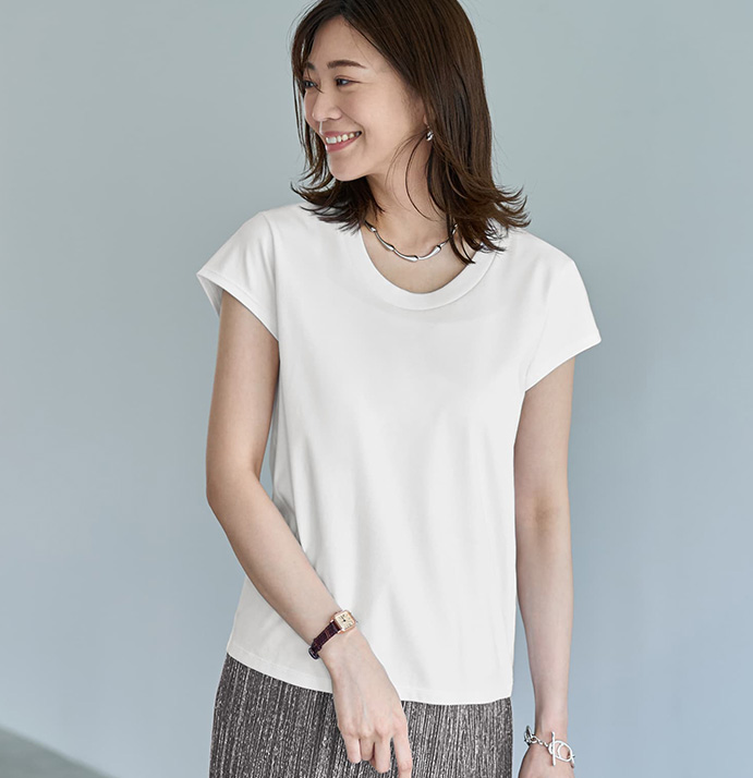 ディオラマUネックフレンチスリーブT