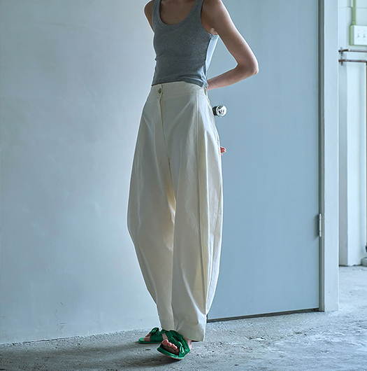 YAK STYLE KNIT BUSTIER