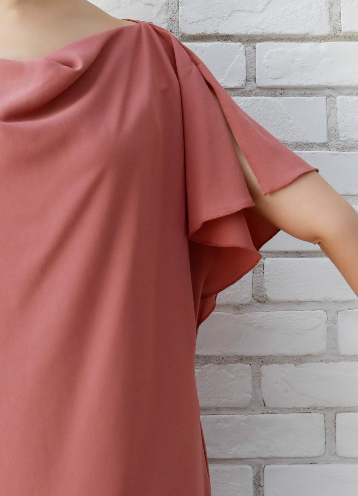 着用イメージ 157cm ダークピンク