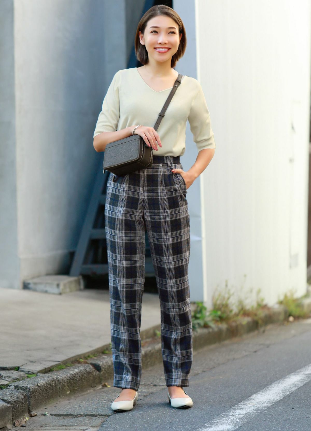 ウールタッチチェック柄タックパンツ【OUTLET】