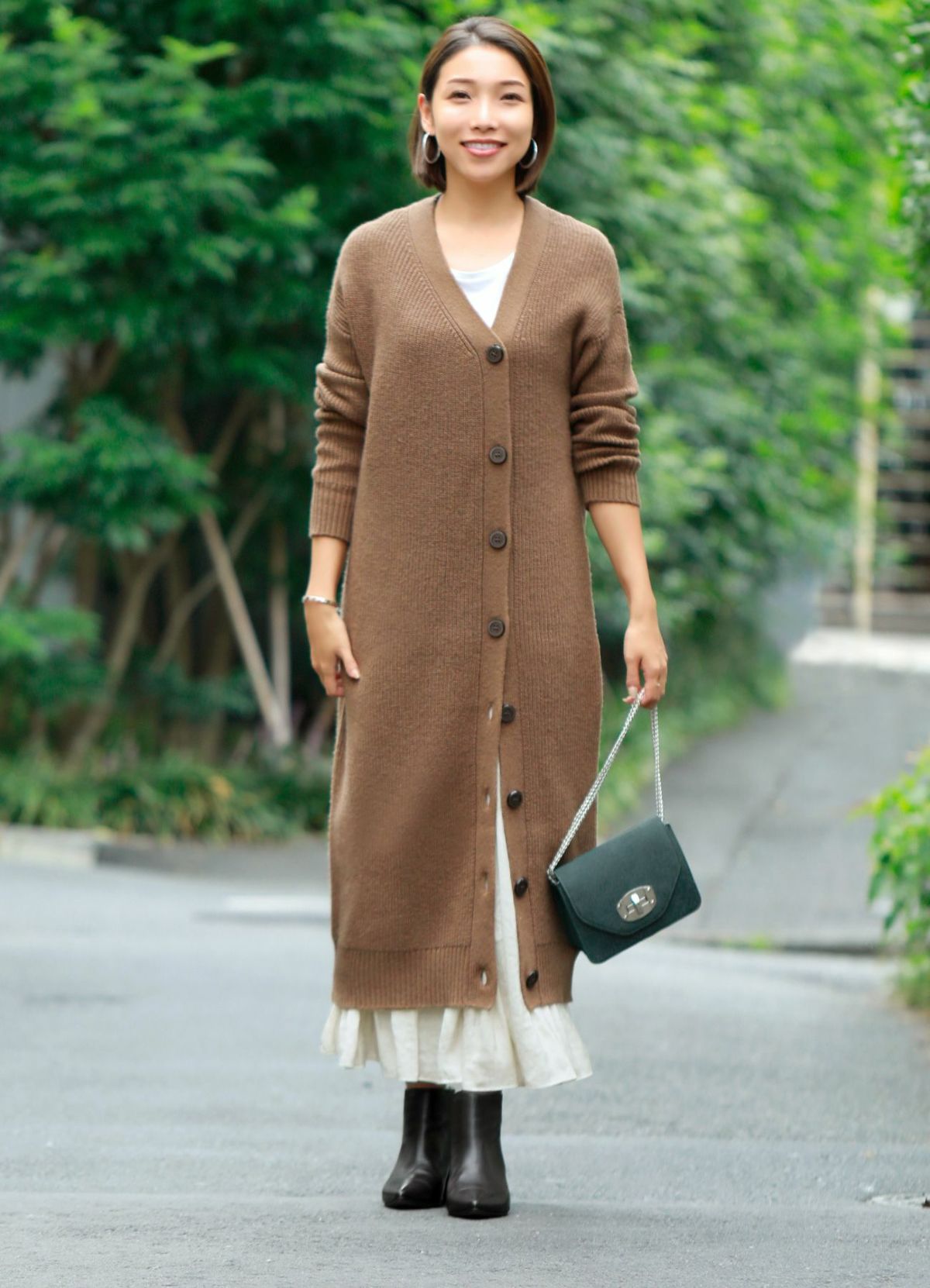 ライトブラウン