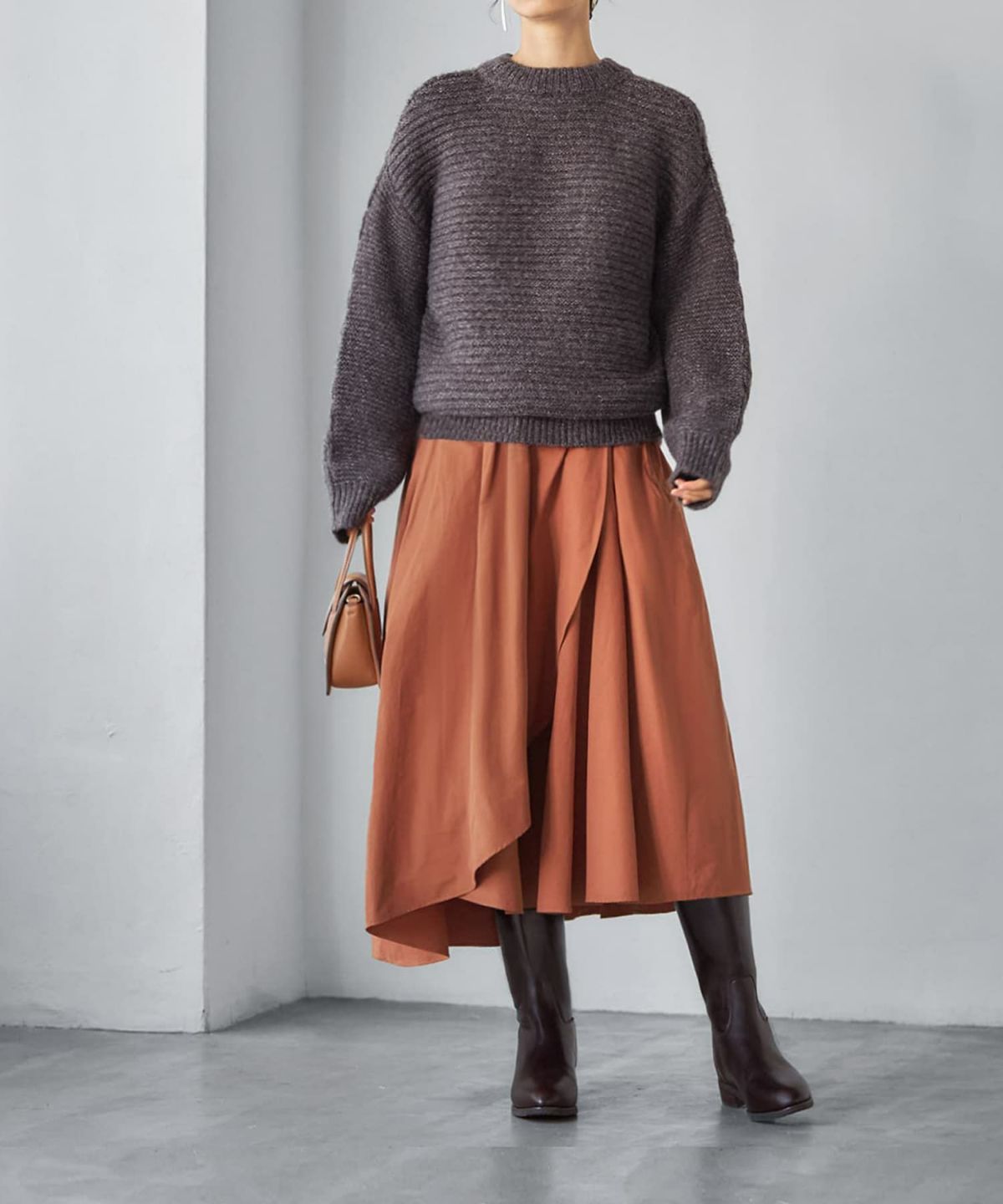 ワインブラウン