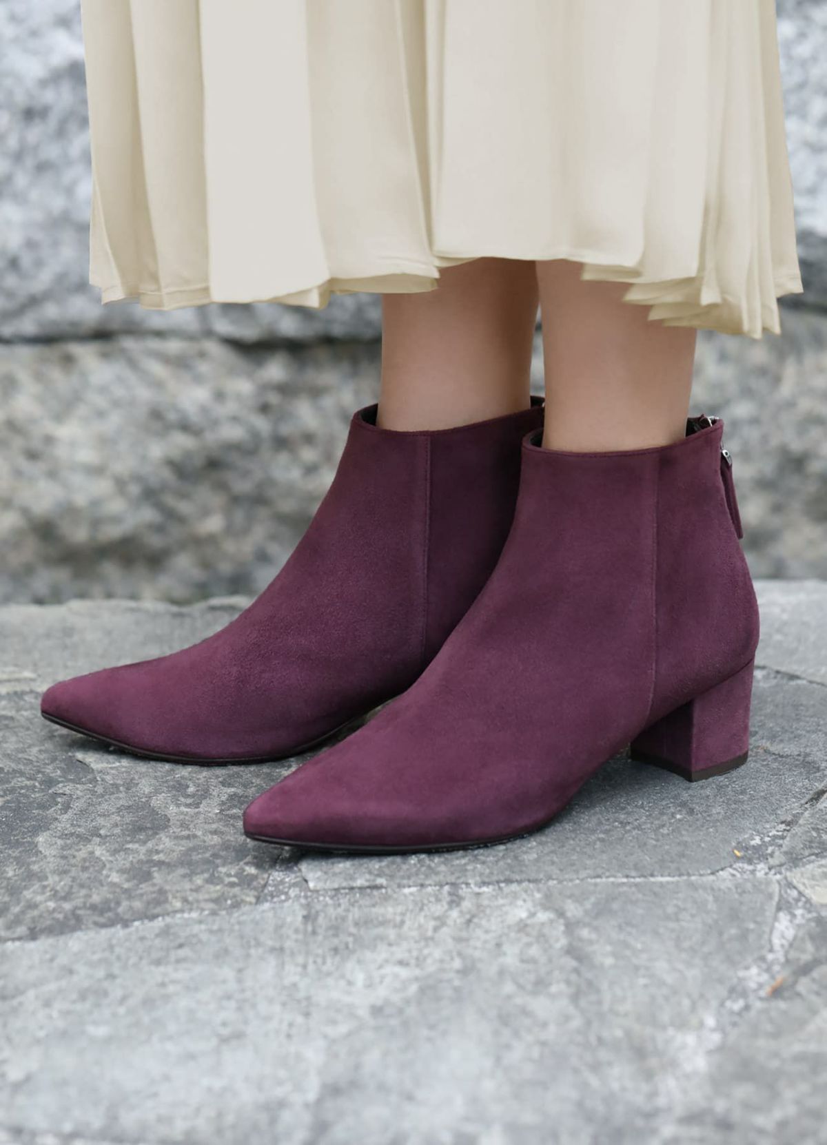 ダークパープル