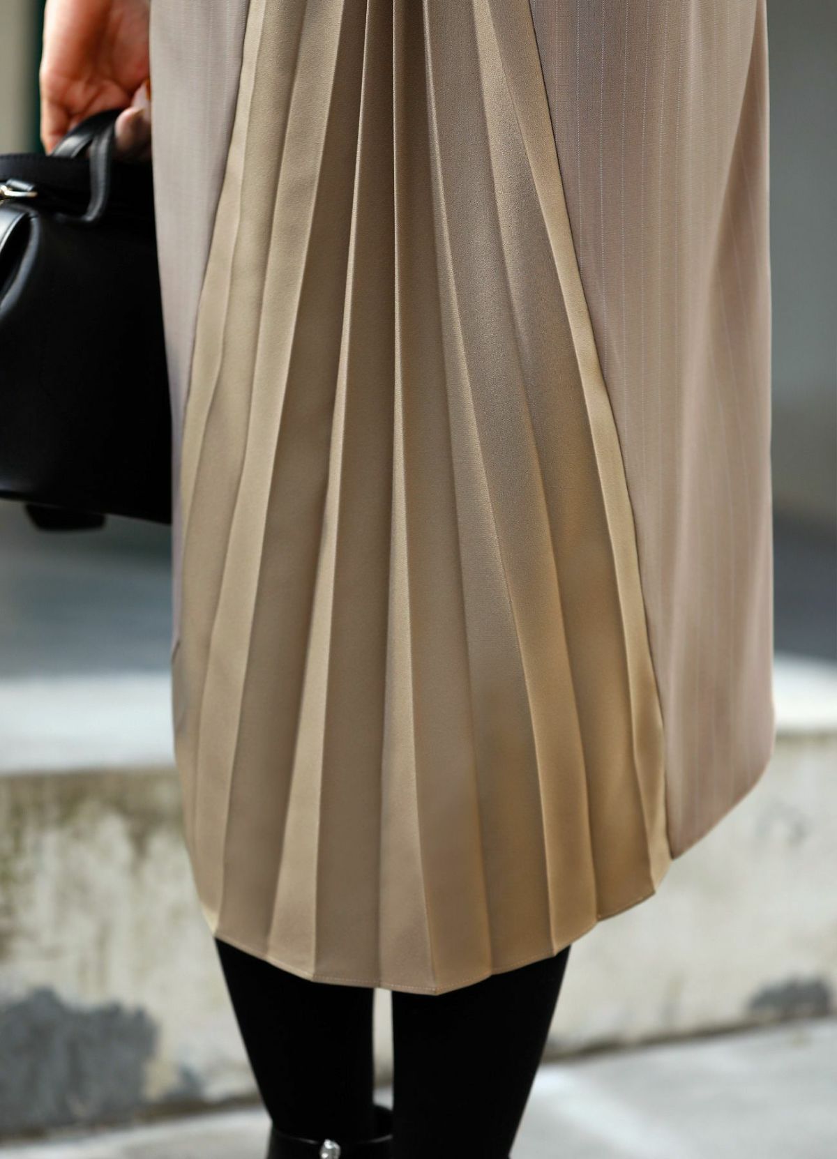 着用イメージ 157cm ベージュ 着用サイズ 01