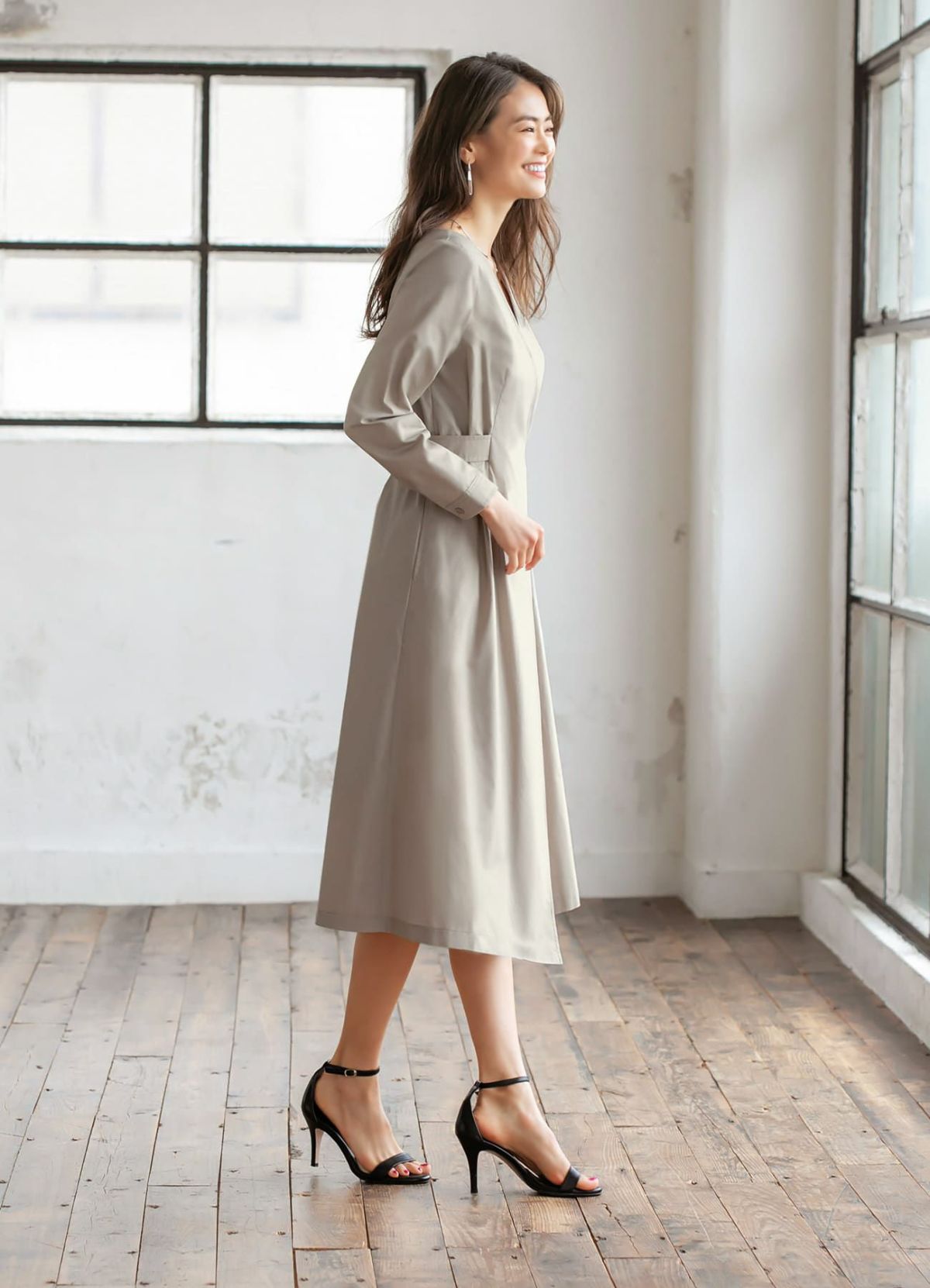 着用イメージ 169cm サンドベージュ