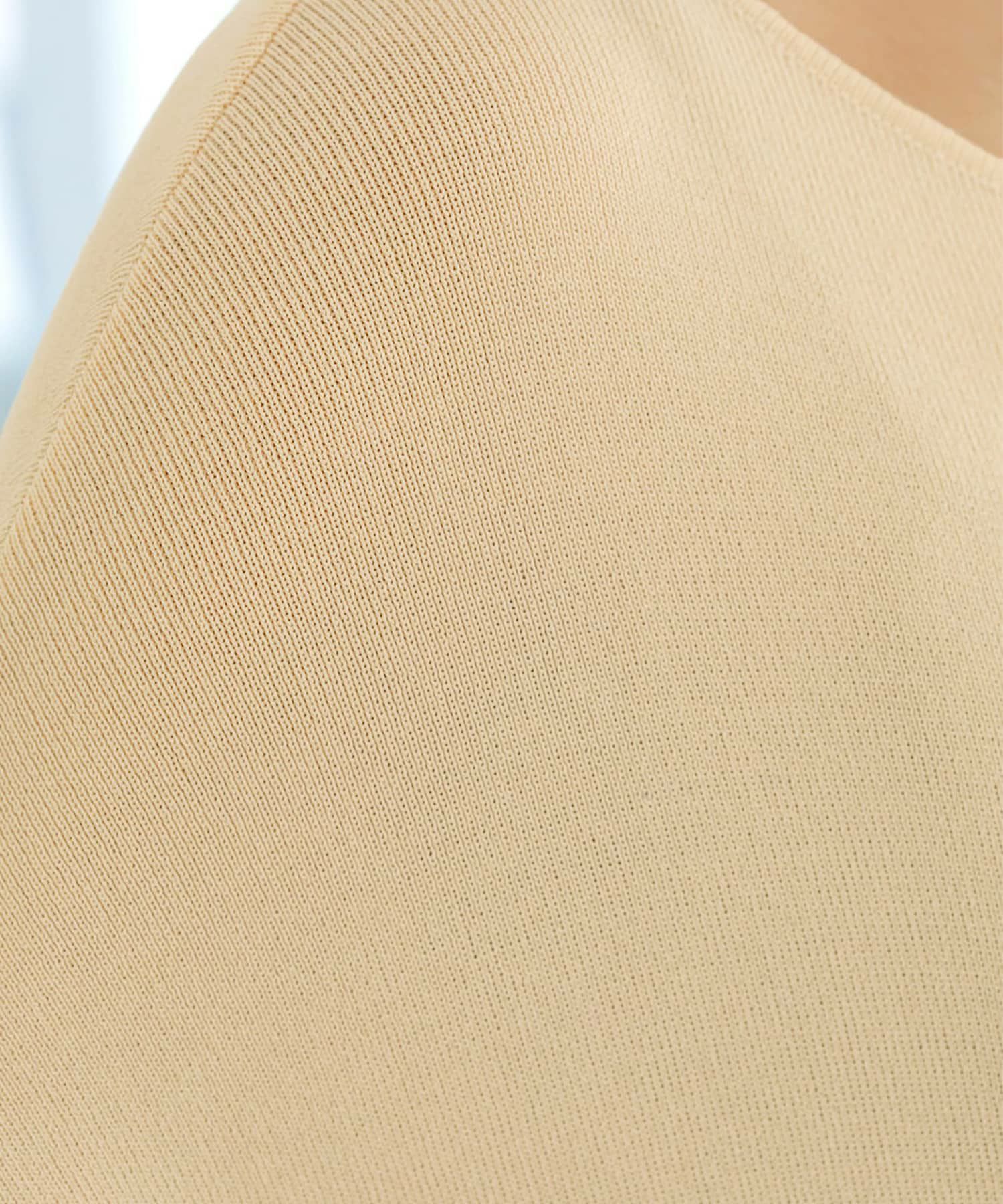 着用イメージ アプリコットベージュ