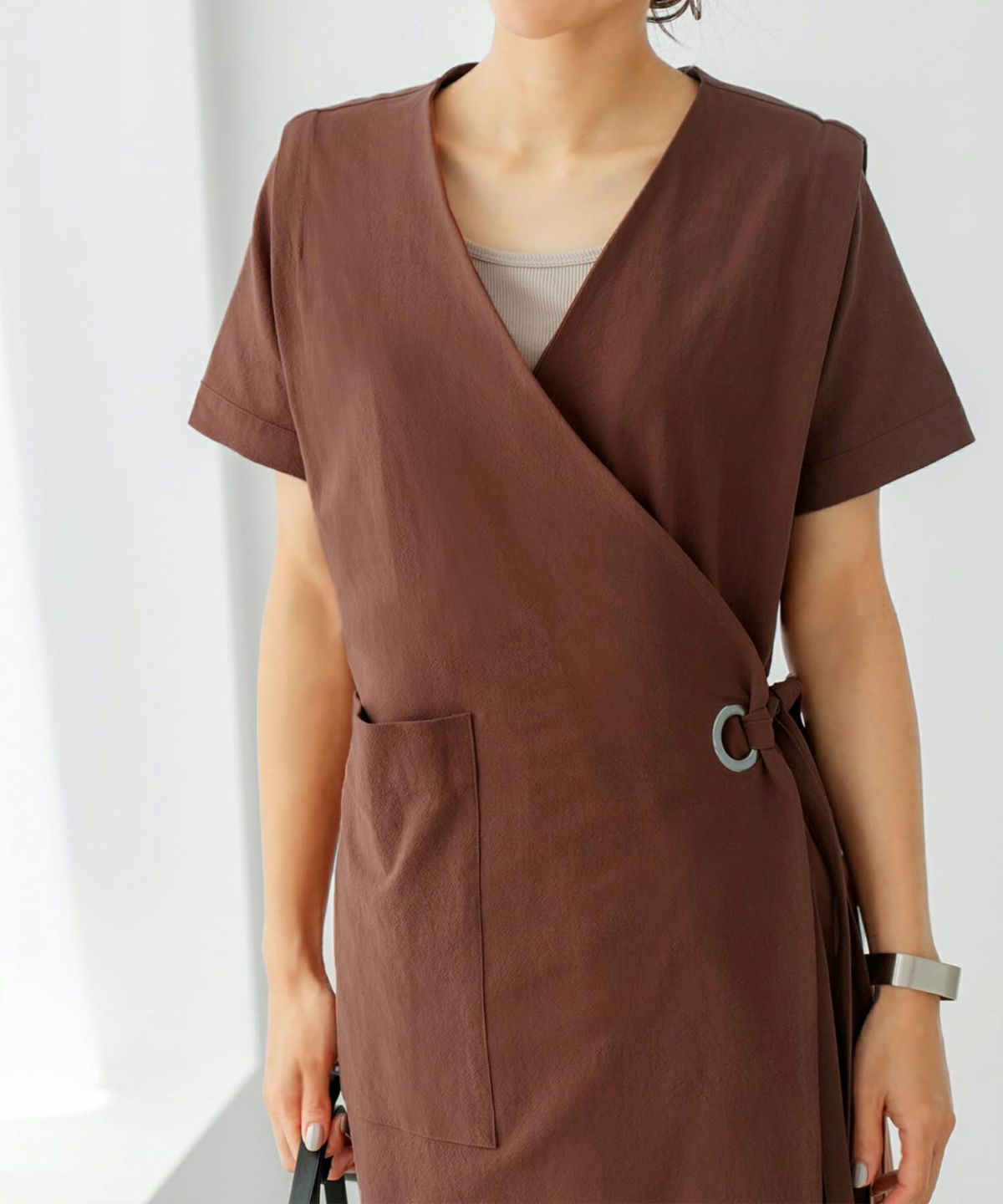 着用イメージ テラコッタ 