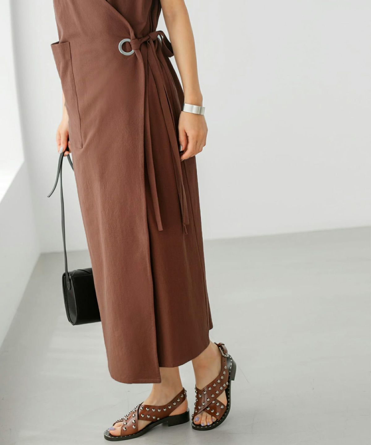 着用イメージ テラコッタ 