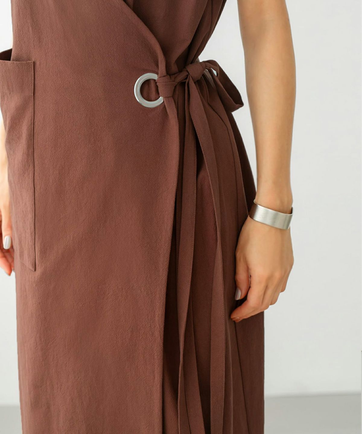 着用イメージ テラコッタ 