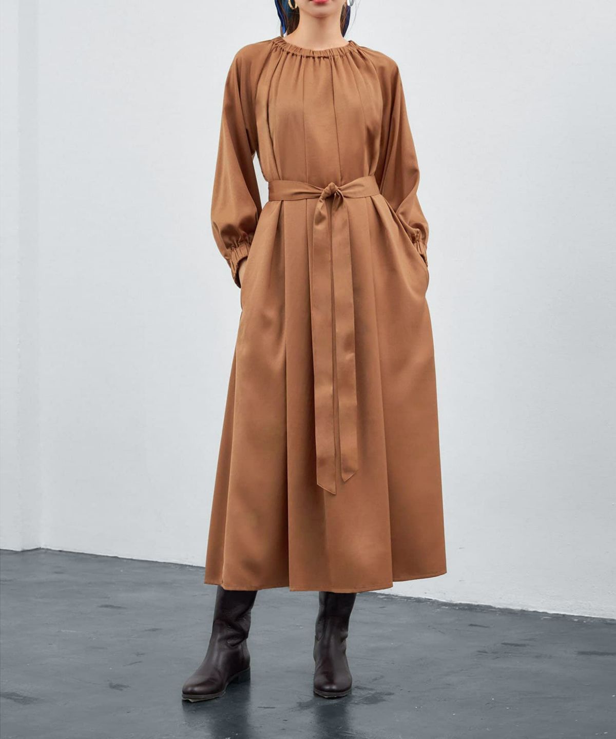 ライトブラウン