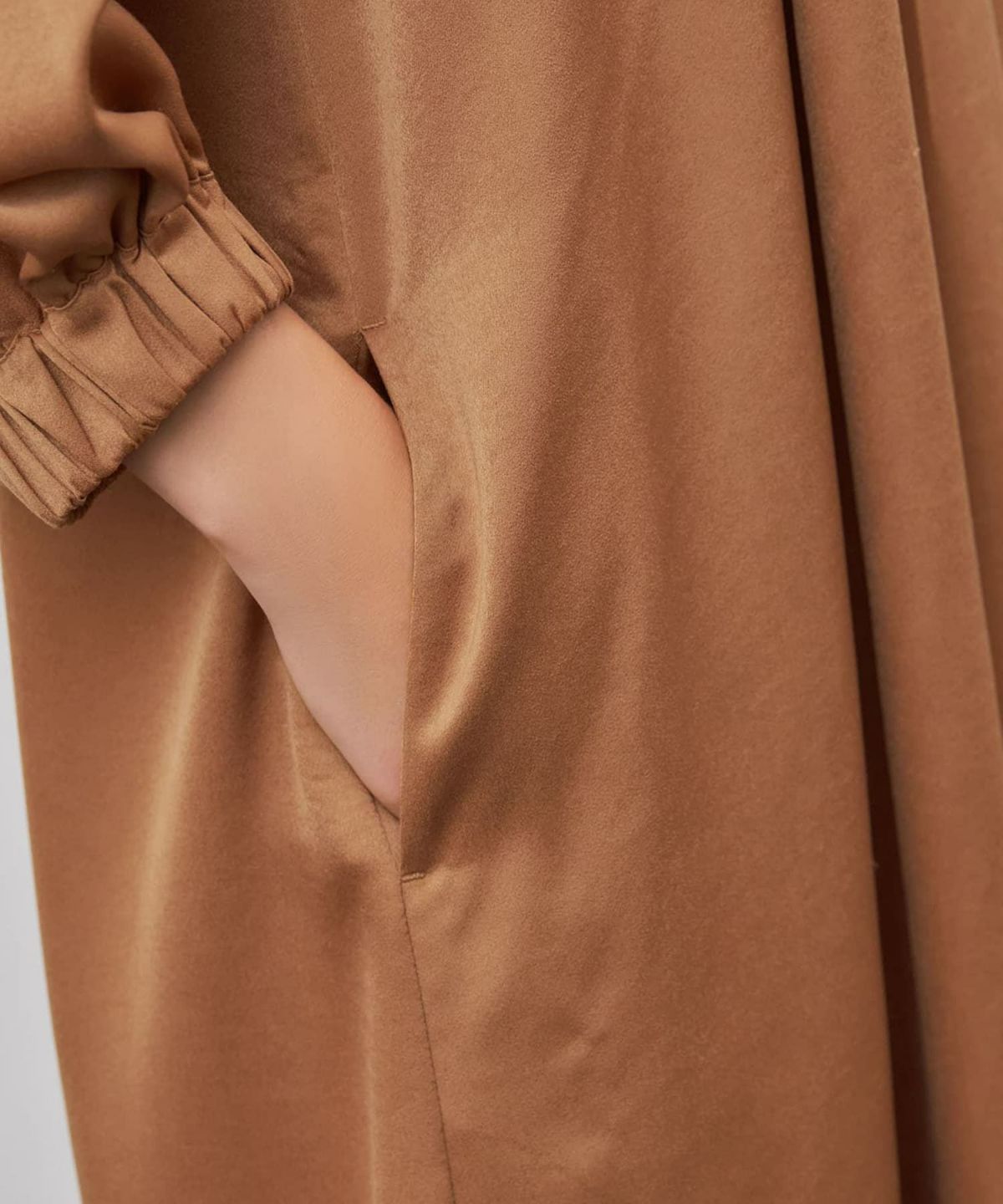 着用イメージ 173cm ライトブラウン 02サイズ