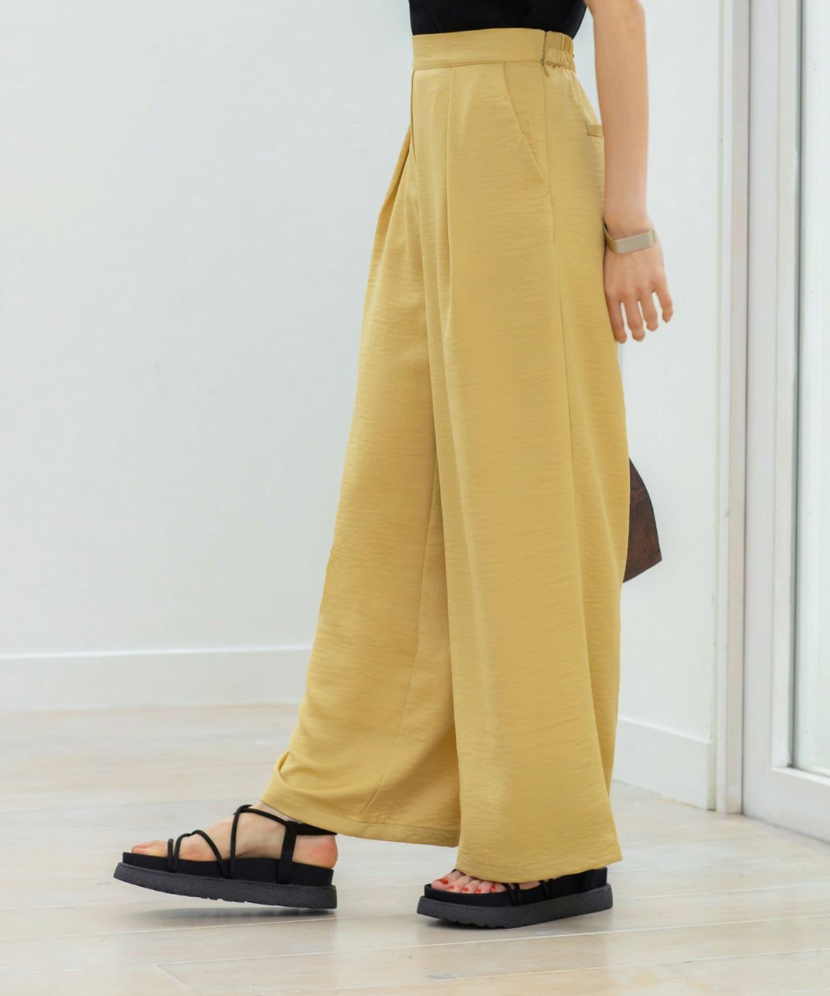 着用イメージ 164cm 02サイズ クリーミーイエロー