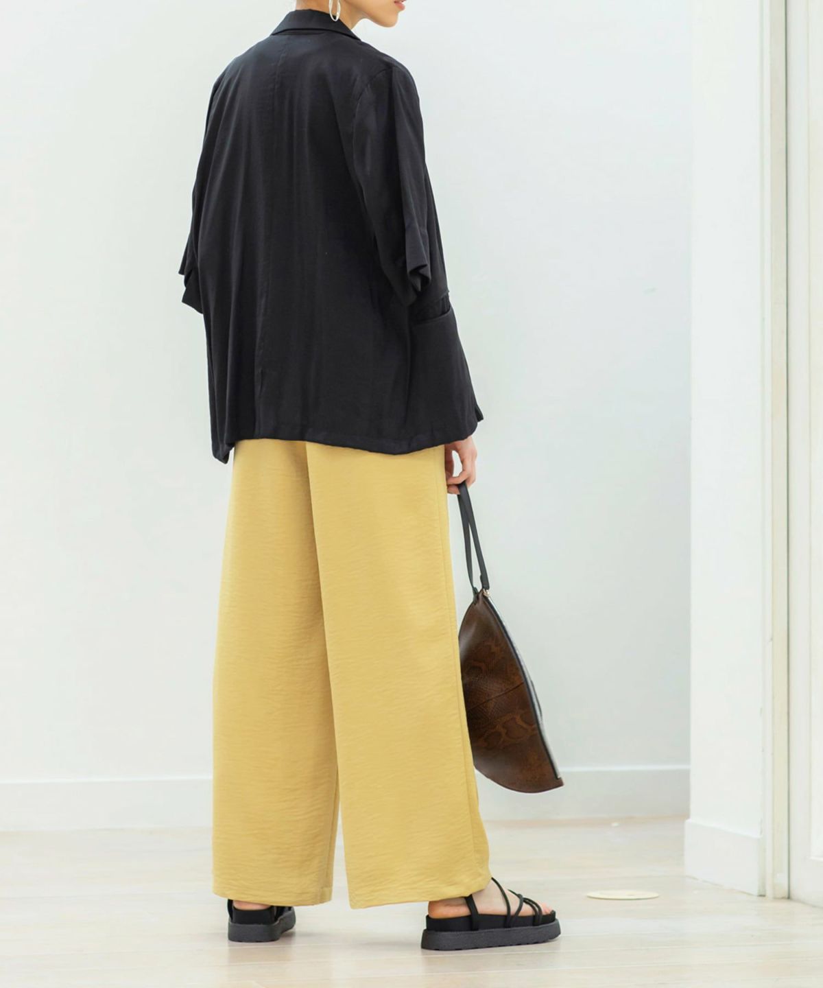 着用イメージ 164cm 02サイズ クリーミーイエロー