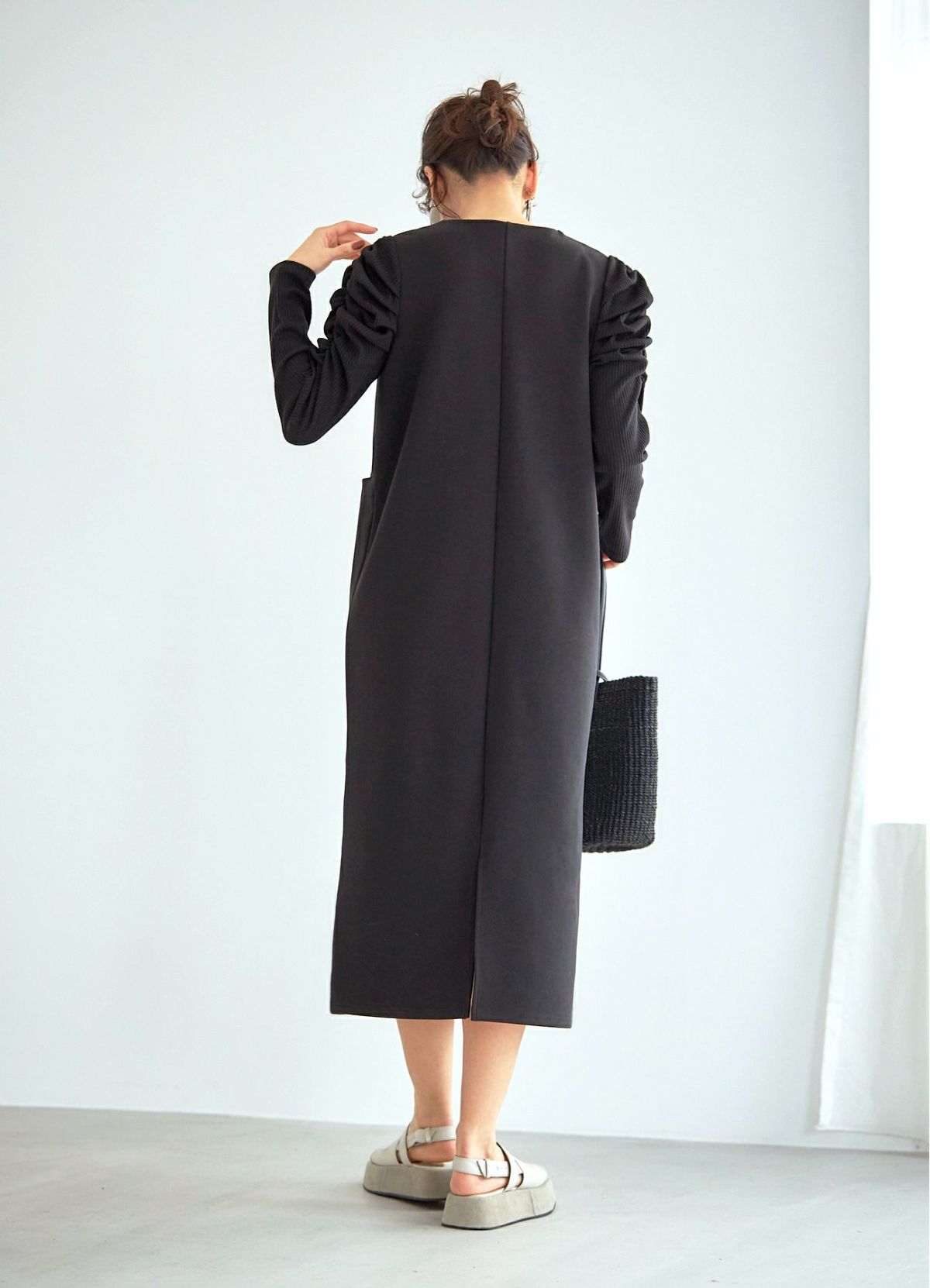 着用イメージ 166cm 着用サイズ 02 ブラック