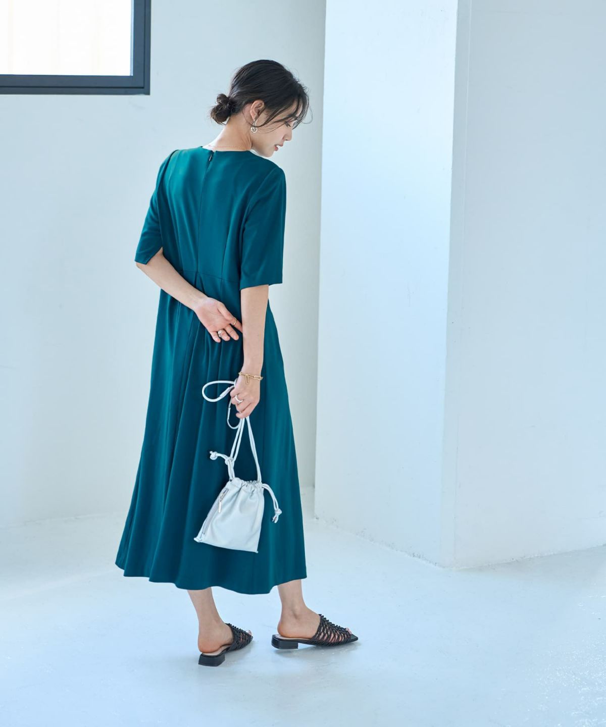 着用イメージ 166cm 02サイズ シアングリーン