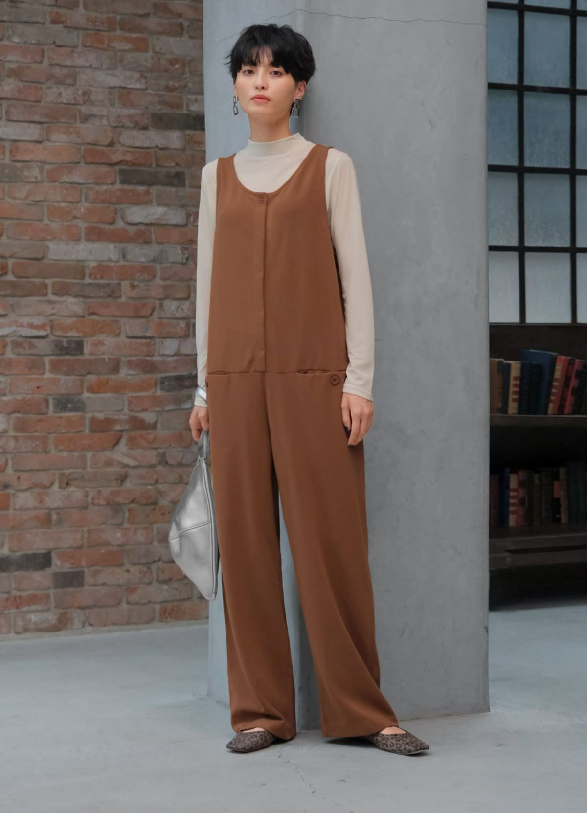 【Made in JAPAN】スクエアトゥフラットパンプス／レオパード