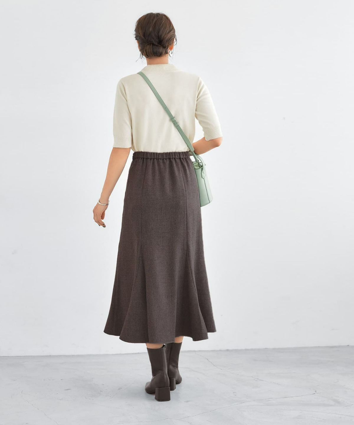 着用イメージ 166cm 　S ダークブラウン