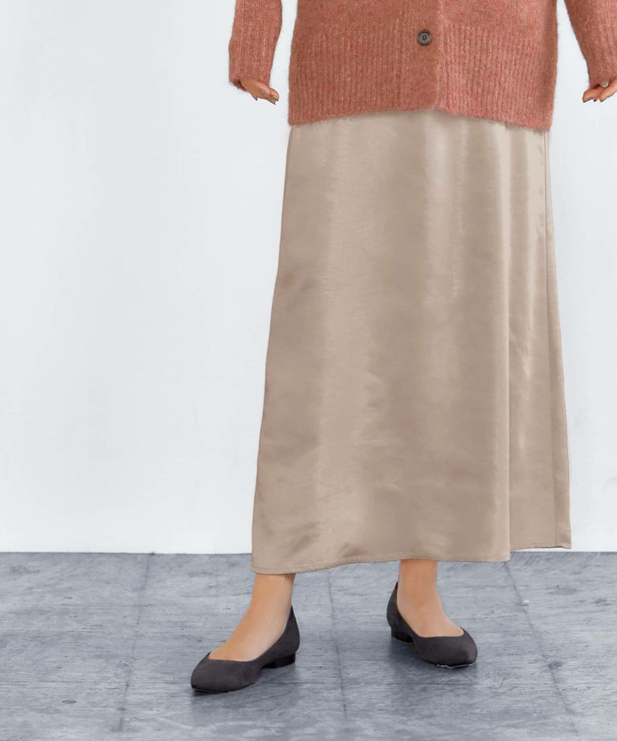 着用イメージ　ライトベージュ