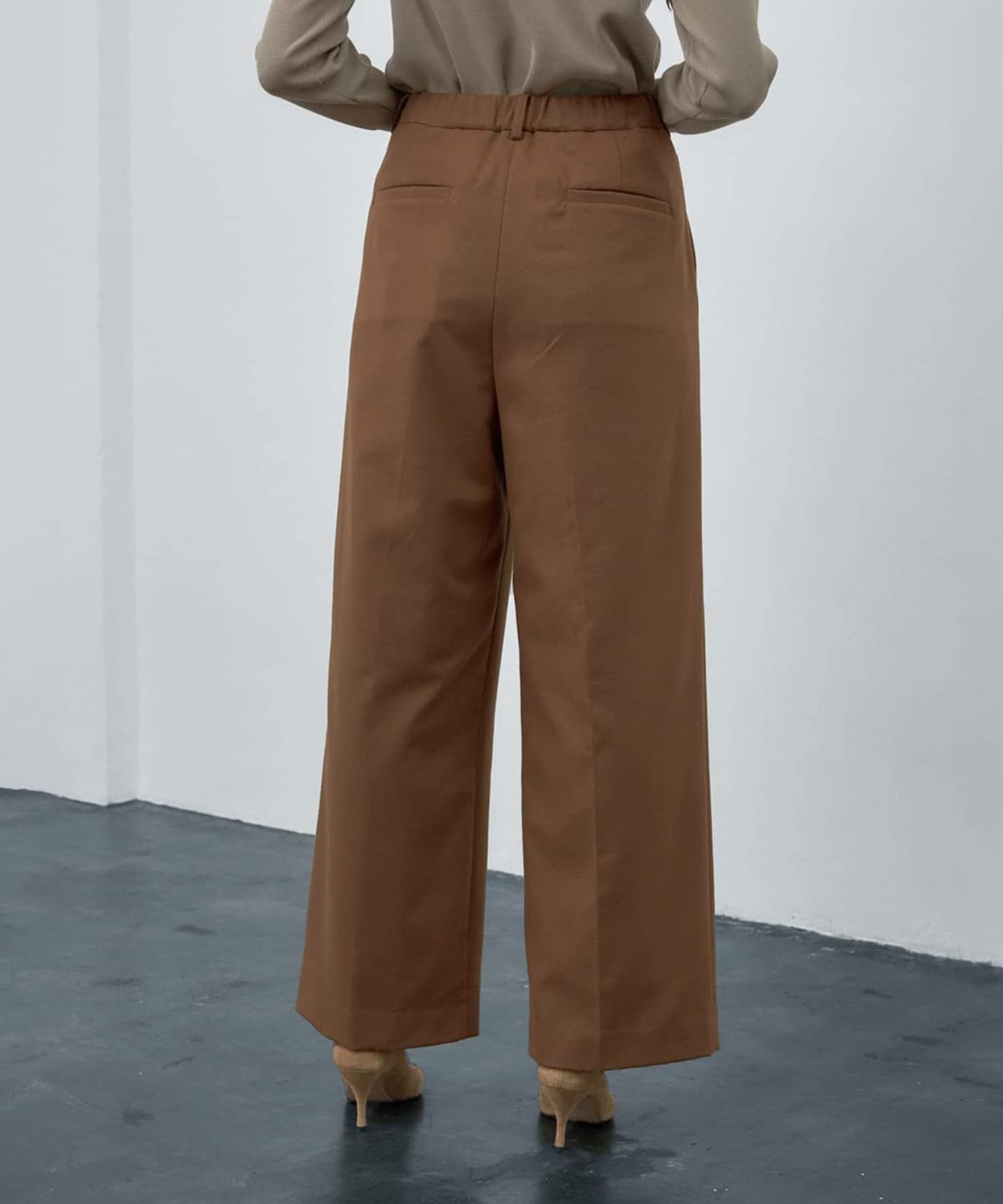 着用イメージ 173cm 02サイズ ブラウン