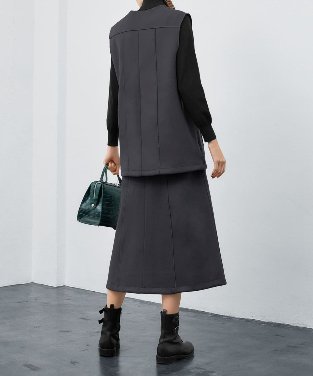 着用イメージ 173cm チャコールグレー Sサイズ