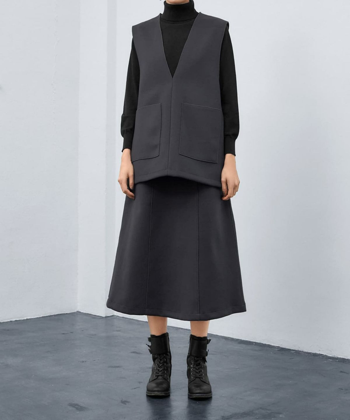 着用イメージ 173cm チャコールグレー Sサイズ