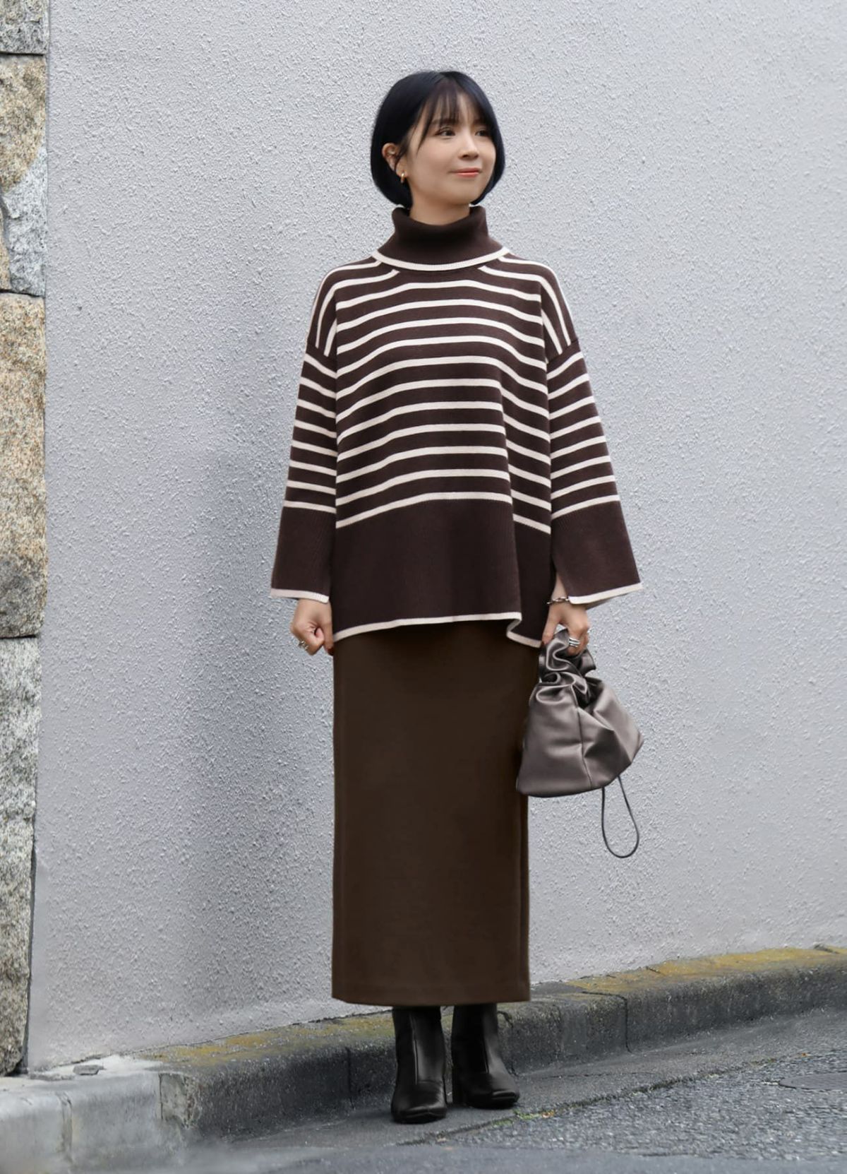 厚地ポンチ87cm丈ペンシルスカート【OUTLET】