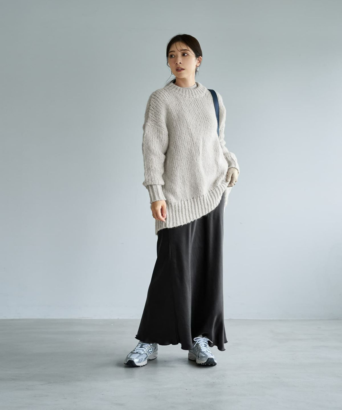 着用イメージ 166cm グレイッシュホワイト