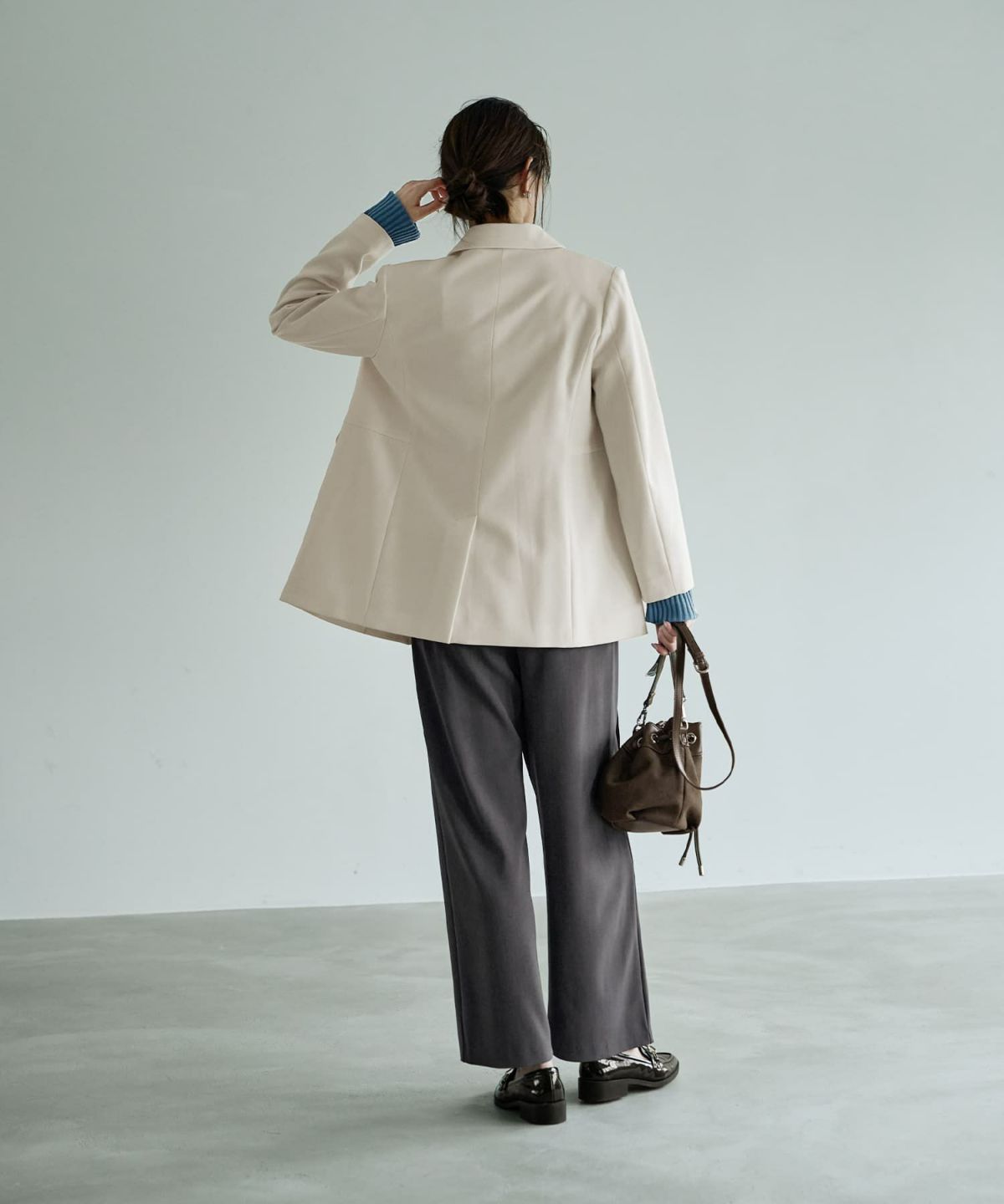 着用イメージ 168㎝　アイボリー