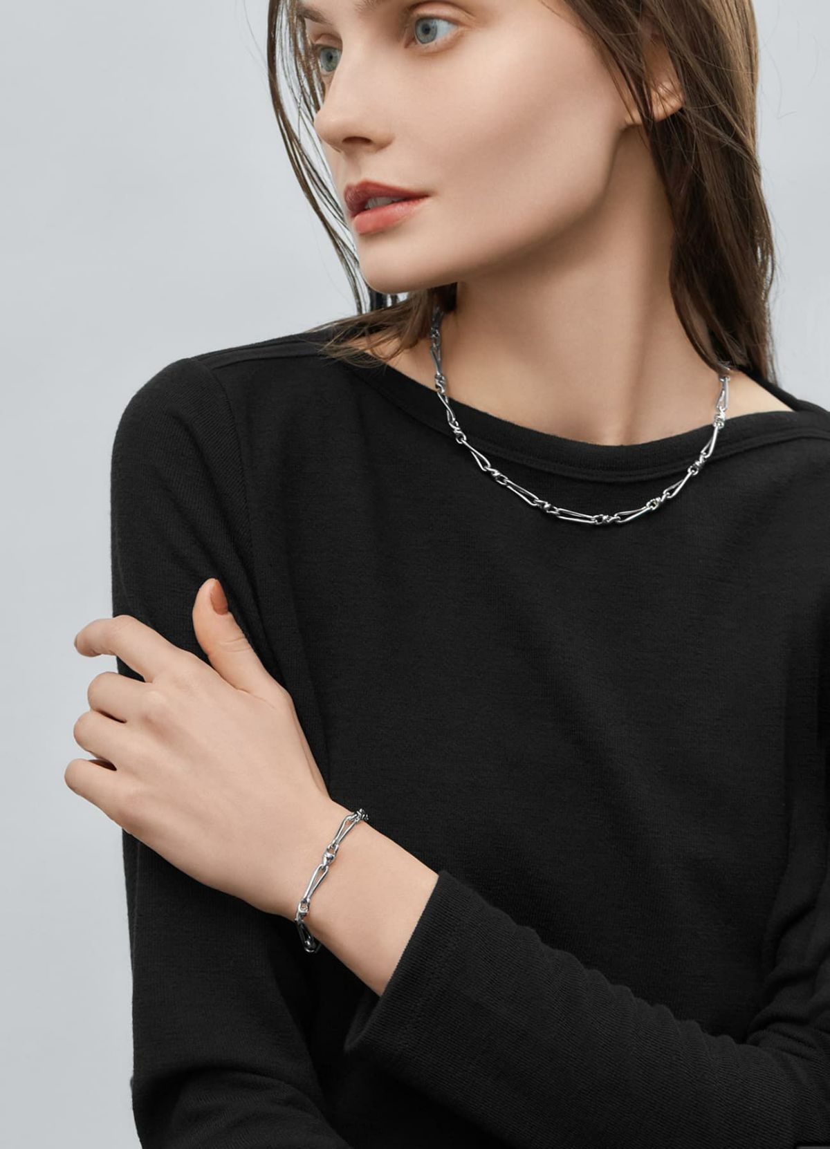 着用イメージ 173cm シルバー