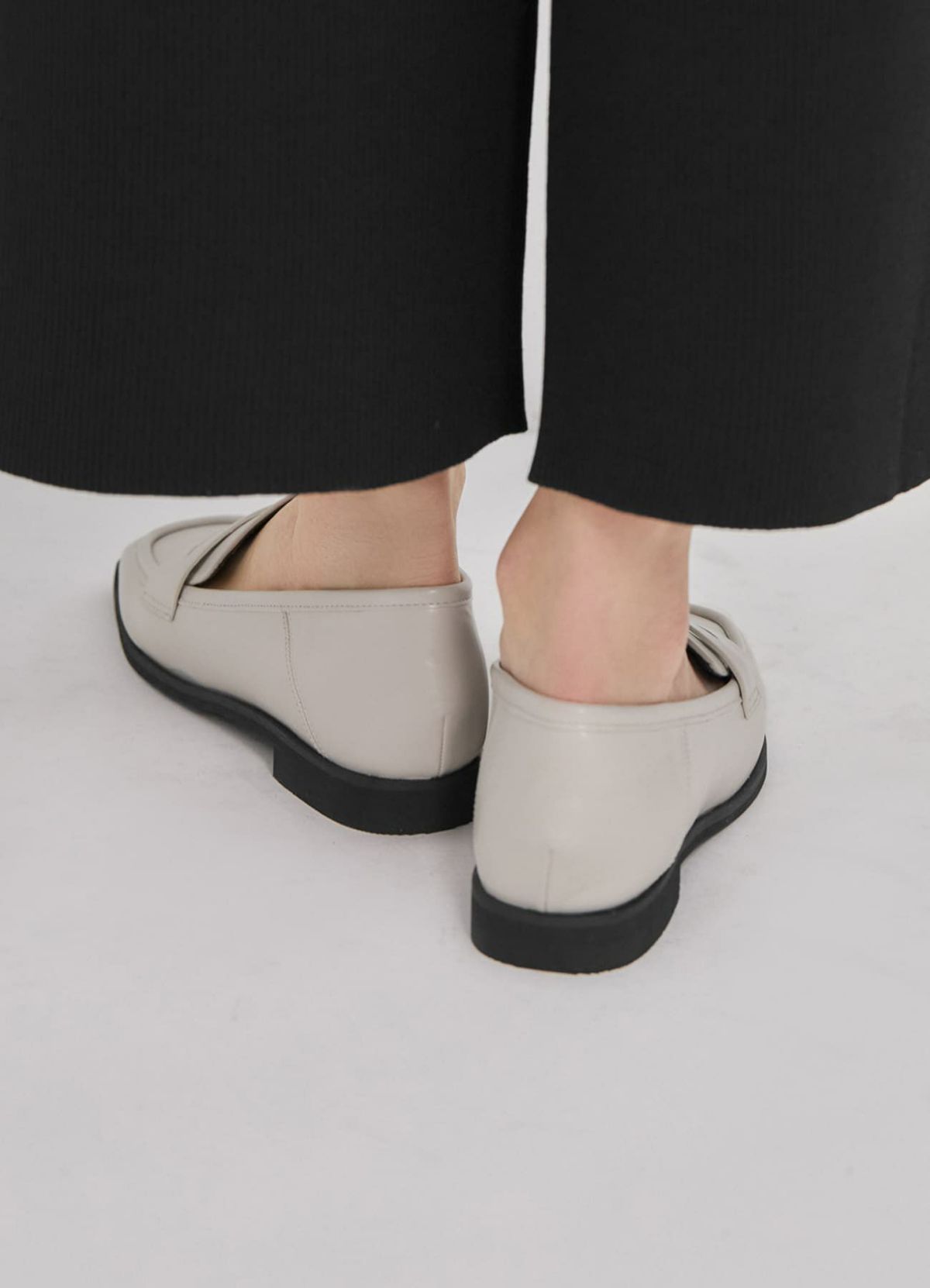 着用イメージ 173cm グレイッシュホワイト