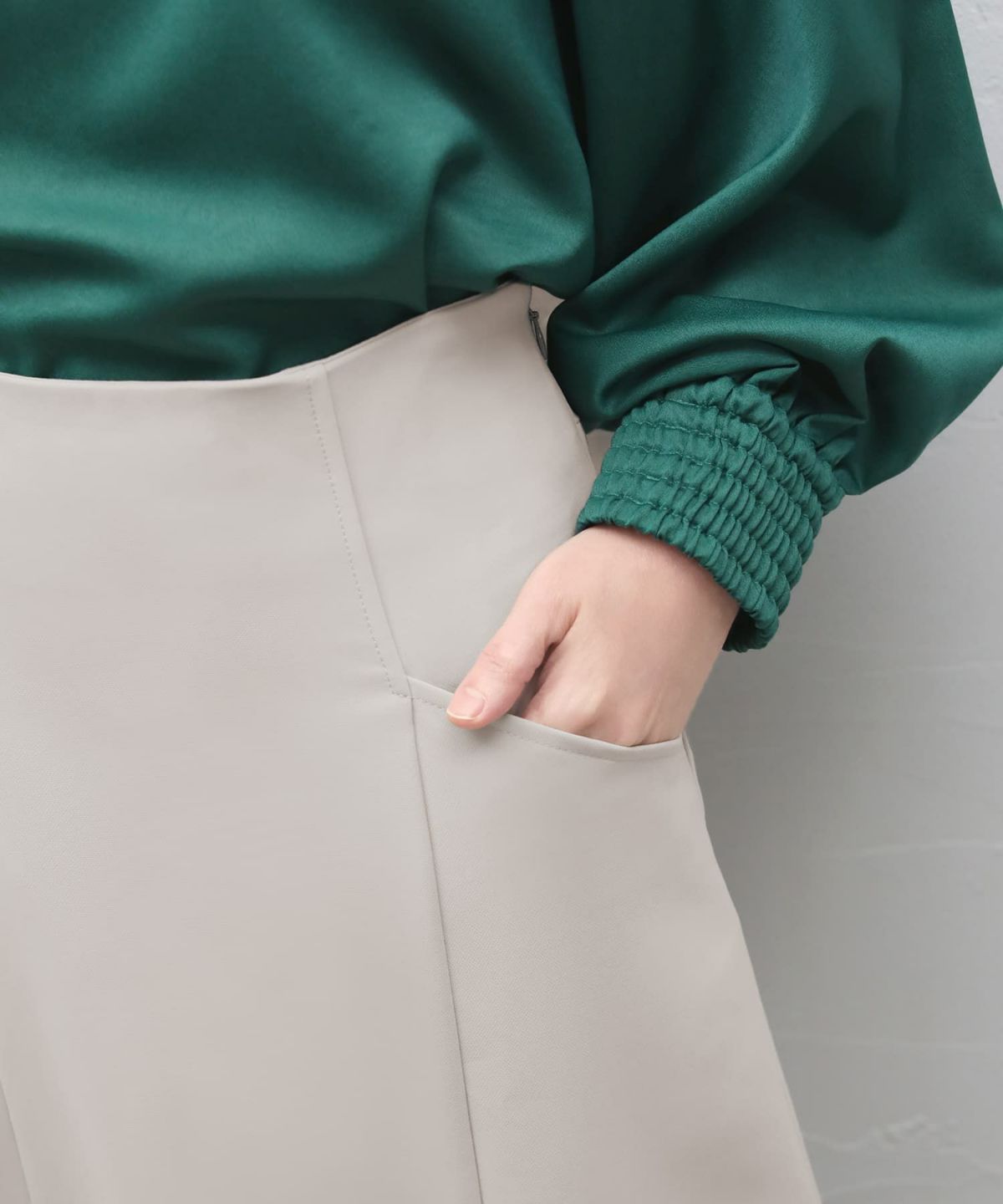 着用イメージ 153㎝　Sサイズ　グレージュ