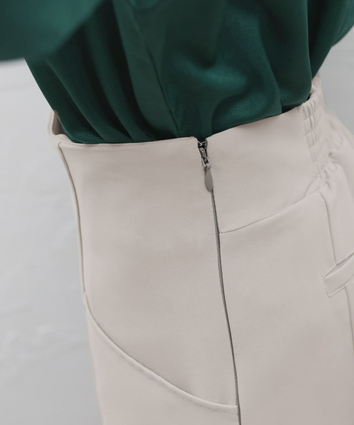 着用イメージ 153㎝　Sサイズ　グレージュ