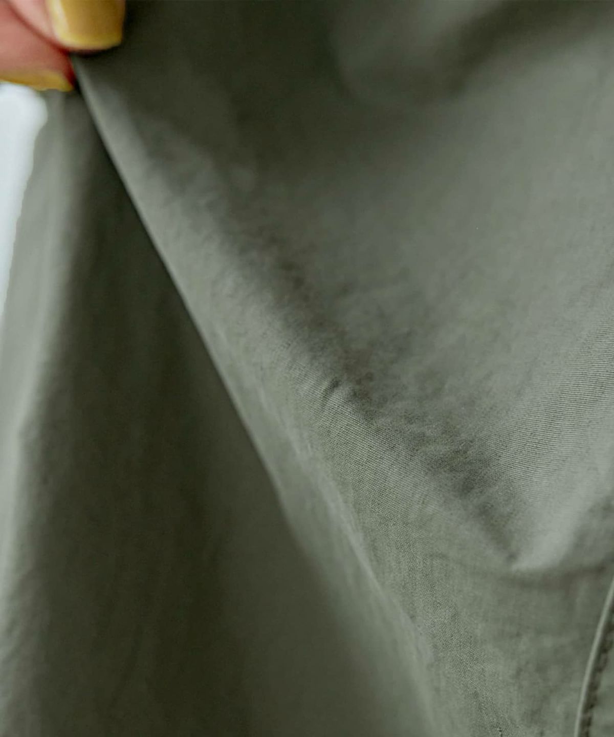 着用イメージ アースグリーン