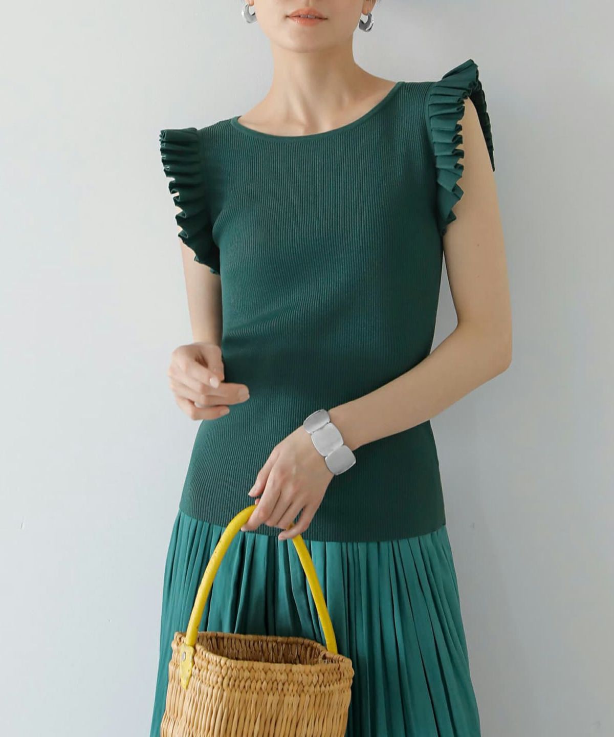 ディープグリーン