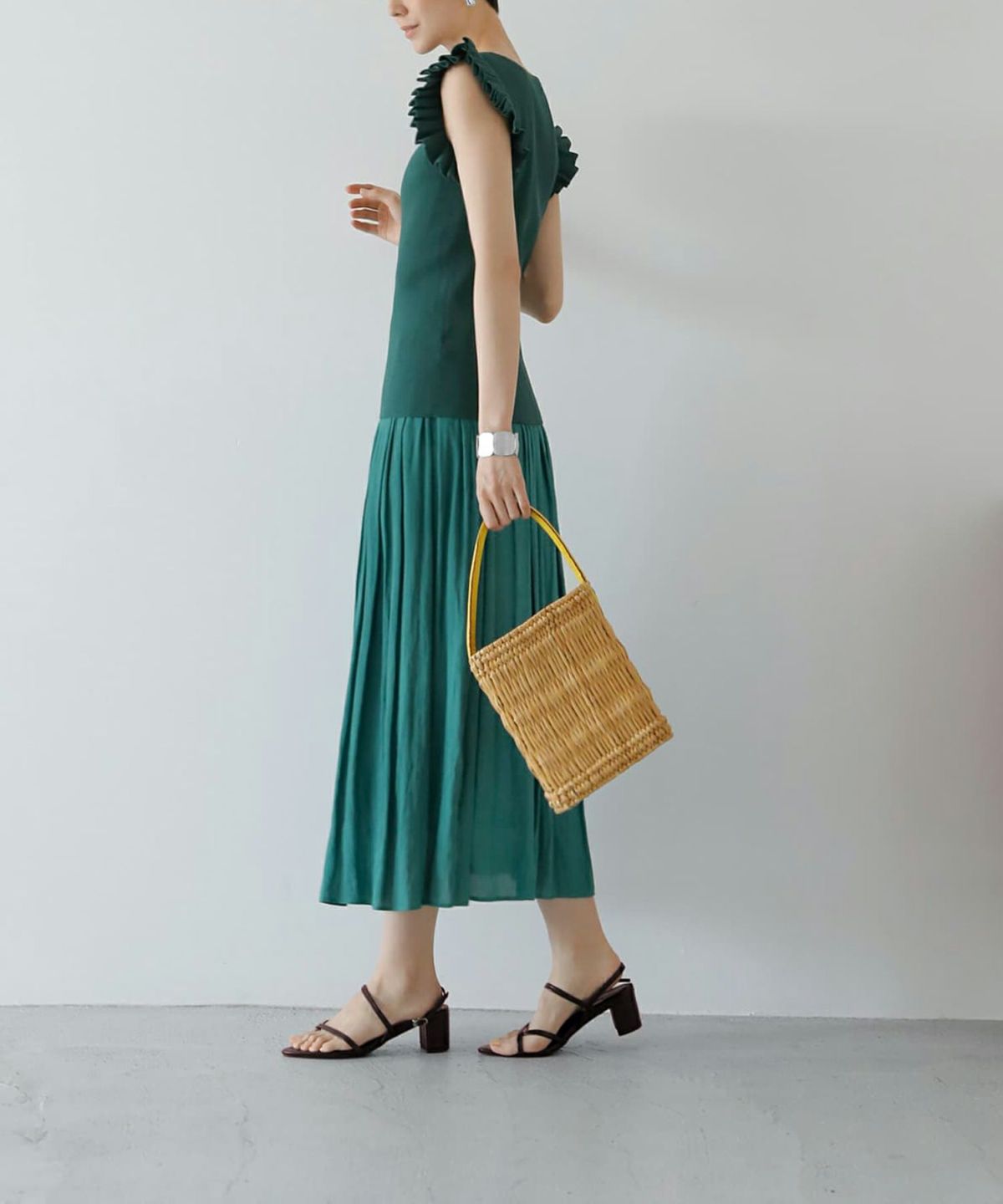 着用イメージ 168cm ディープグリーン