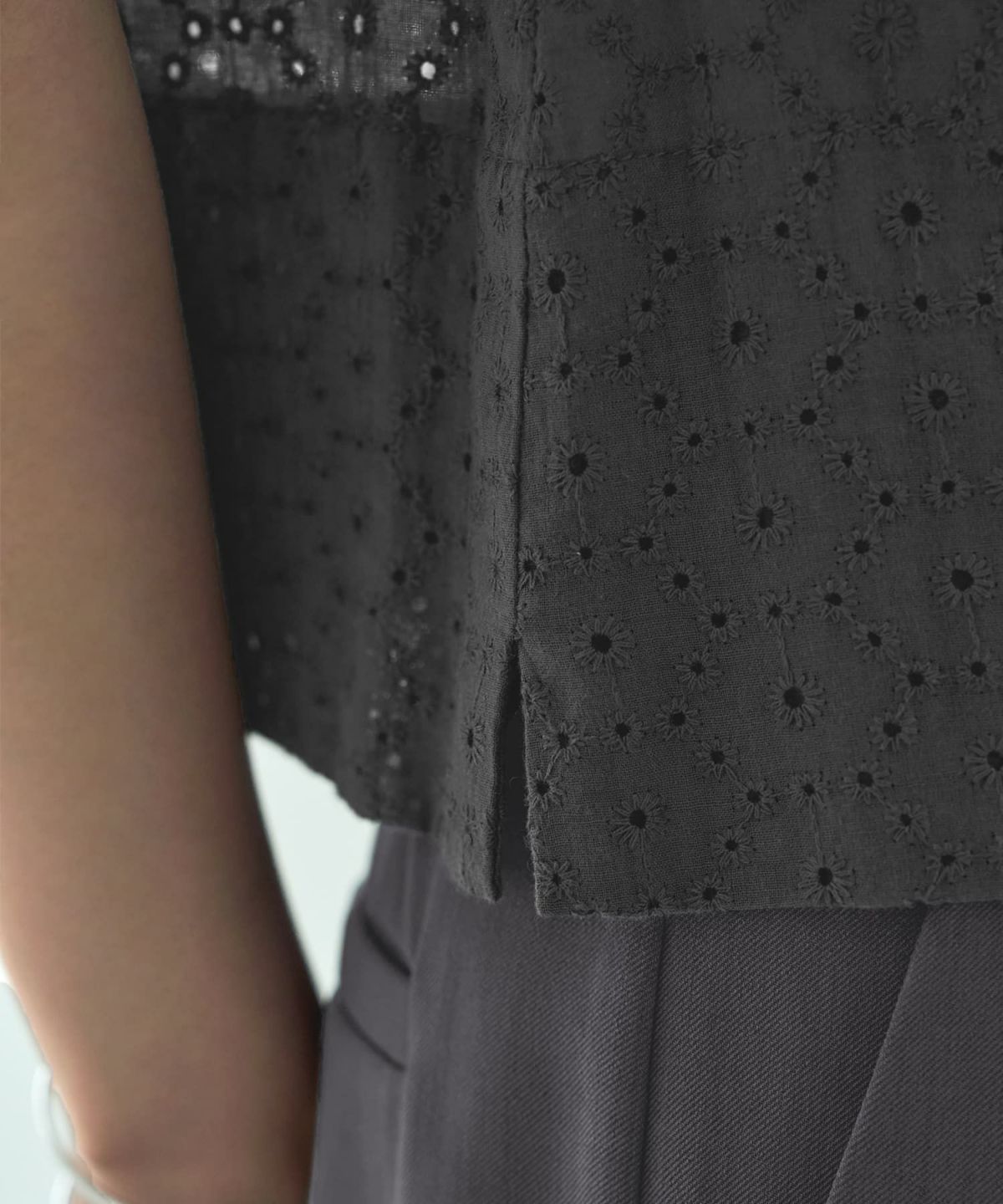 着用イメージ 166㎝　チャコール