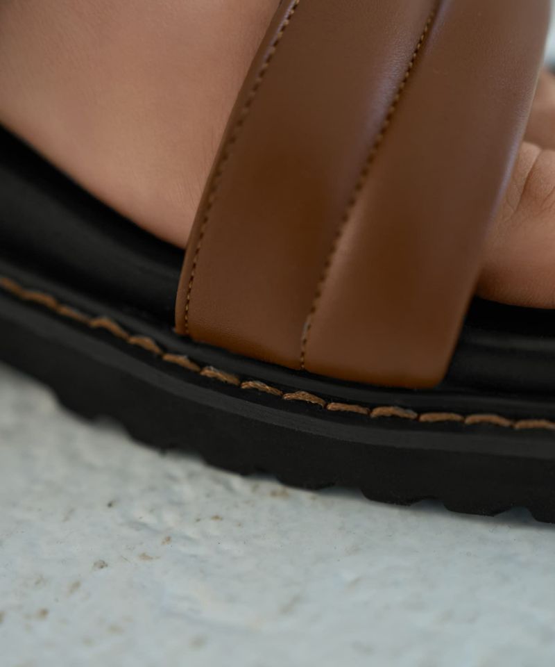 ステッチソールフットベッドサンダル | おしゃれな大人