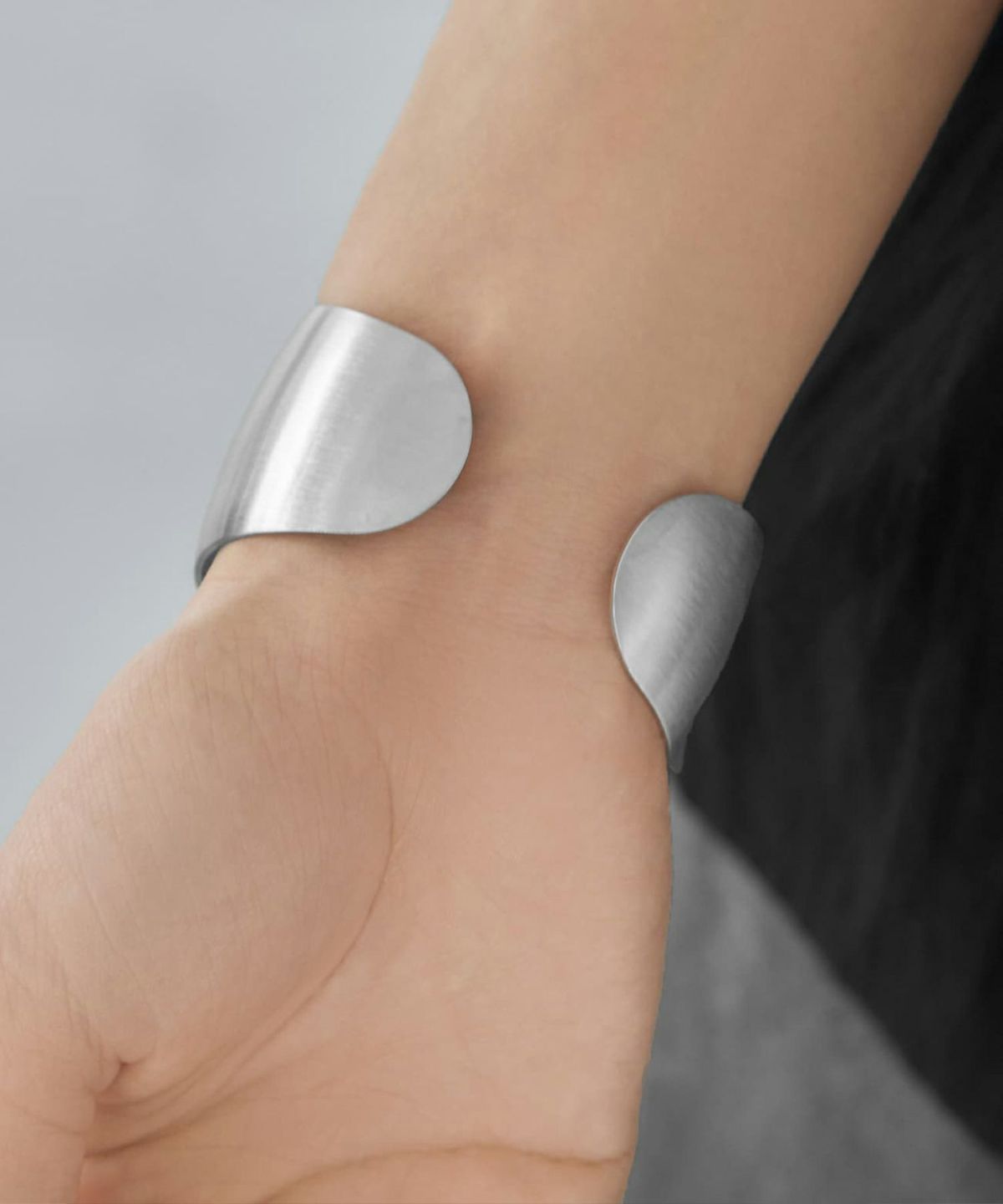 着用イメージ シルバー