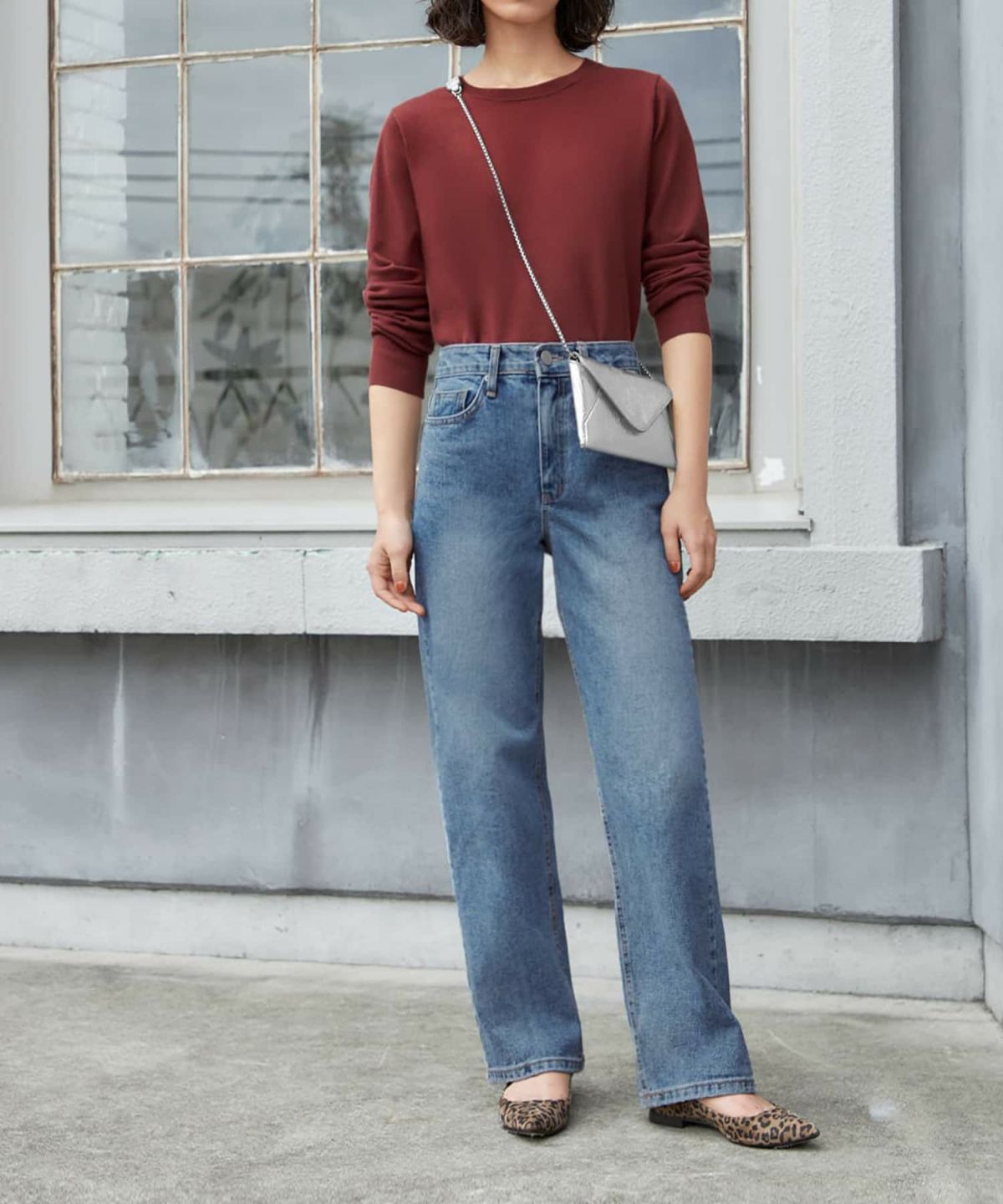 【ピッタリしない】長袖クルーネックニット