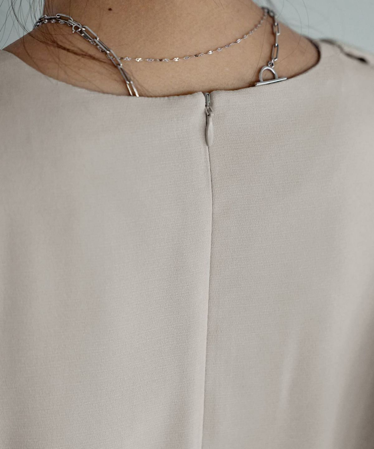 着用イメージ 168cm グレージュ