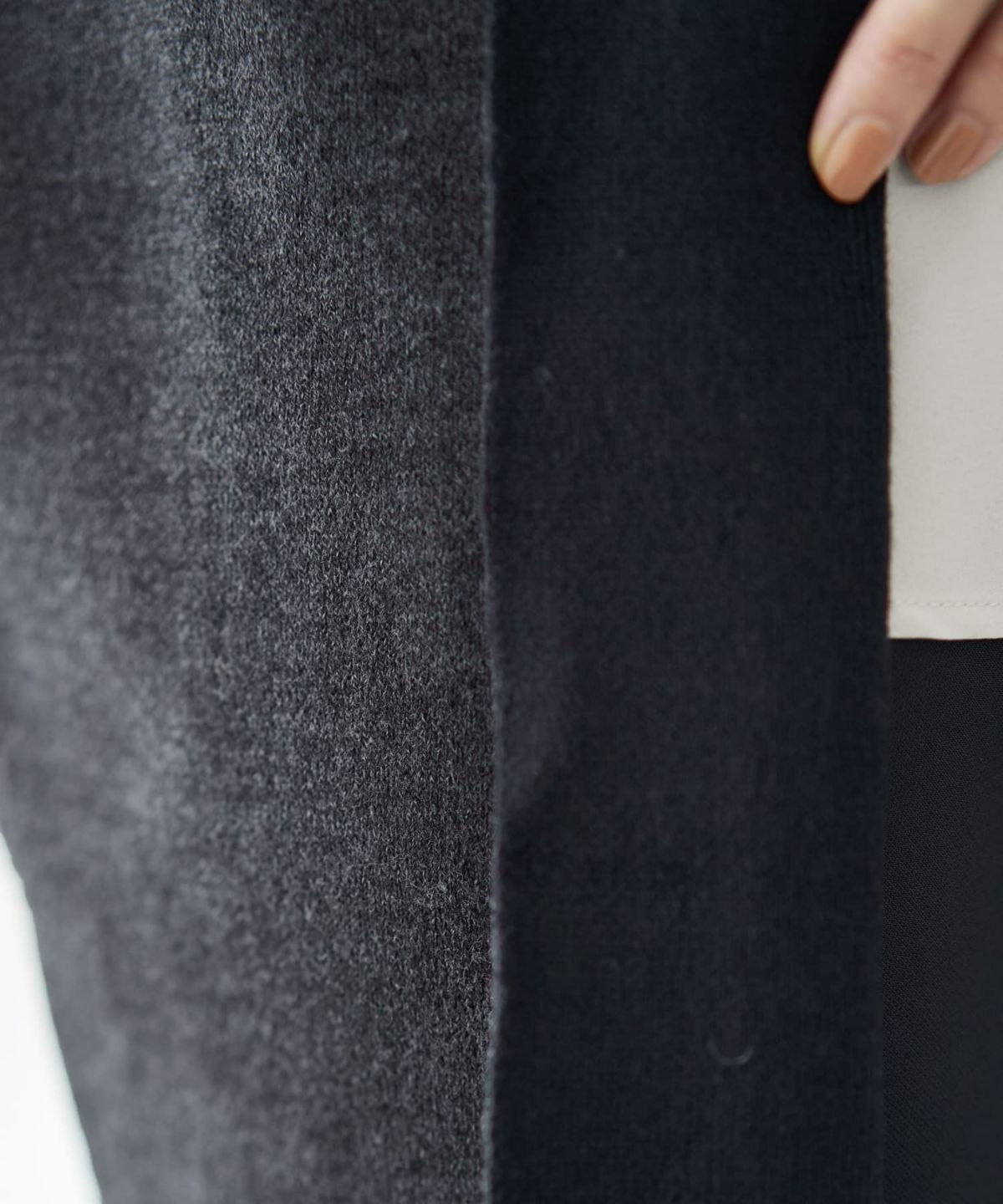 着用イメージ 166cm チャコール