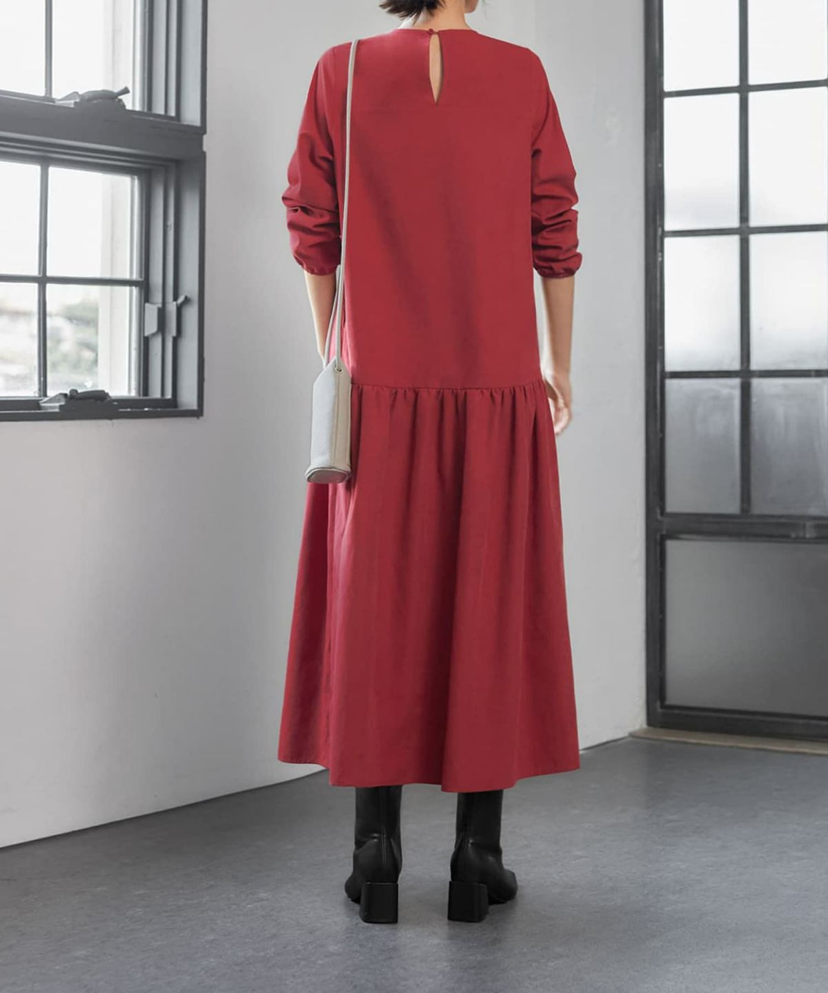 着用イメージ 166cm 着用サイズ 02 レッド