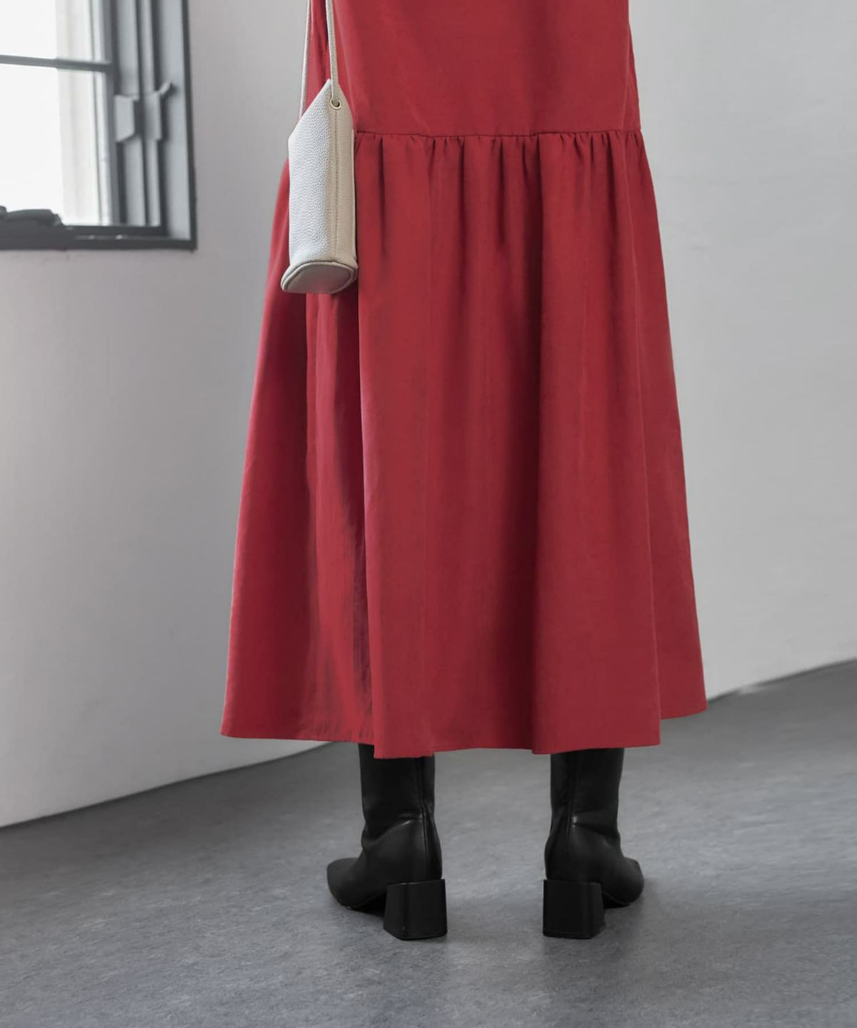 着用イメージ 166cm 着用サイズ 02 レッド