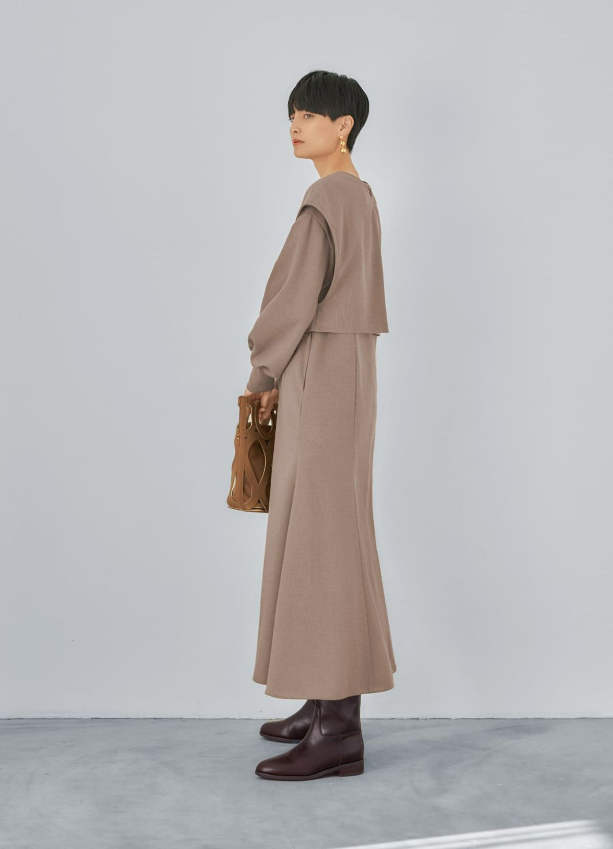 着用イメージ 165cm 着用サイズ 02 ライトブラウン