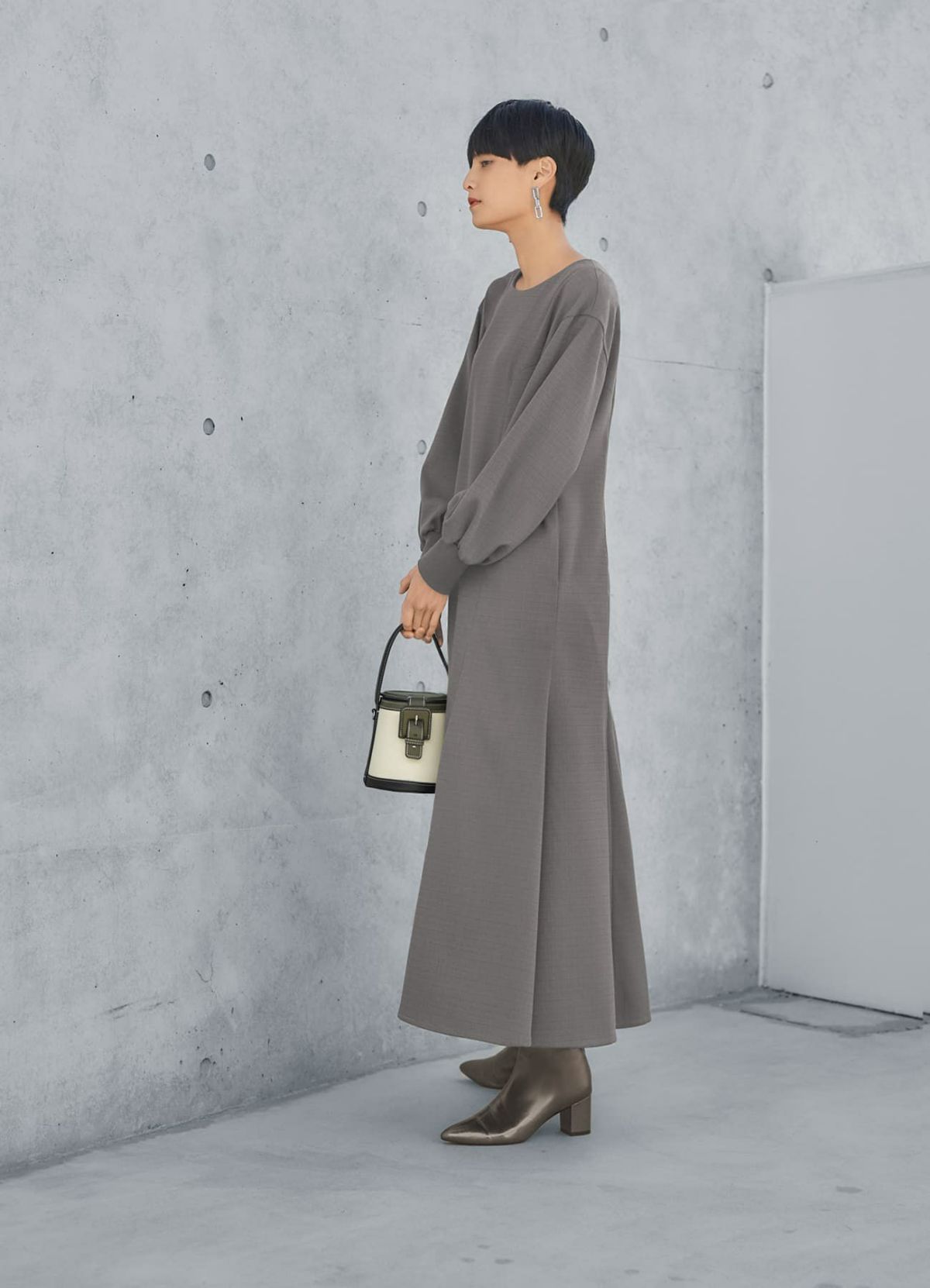 着用イメージ 165cm 着用サイズ 02 グレー