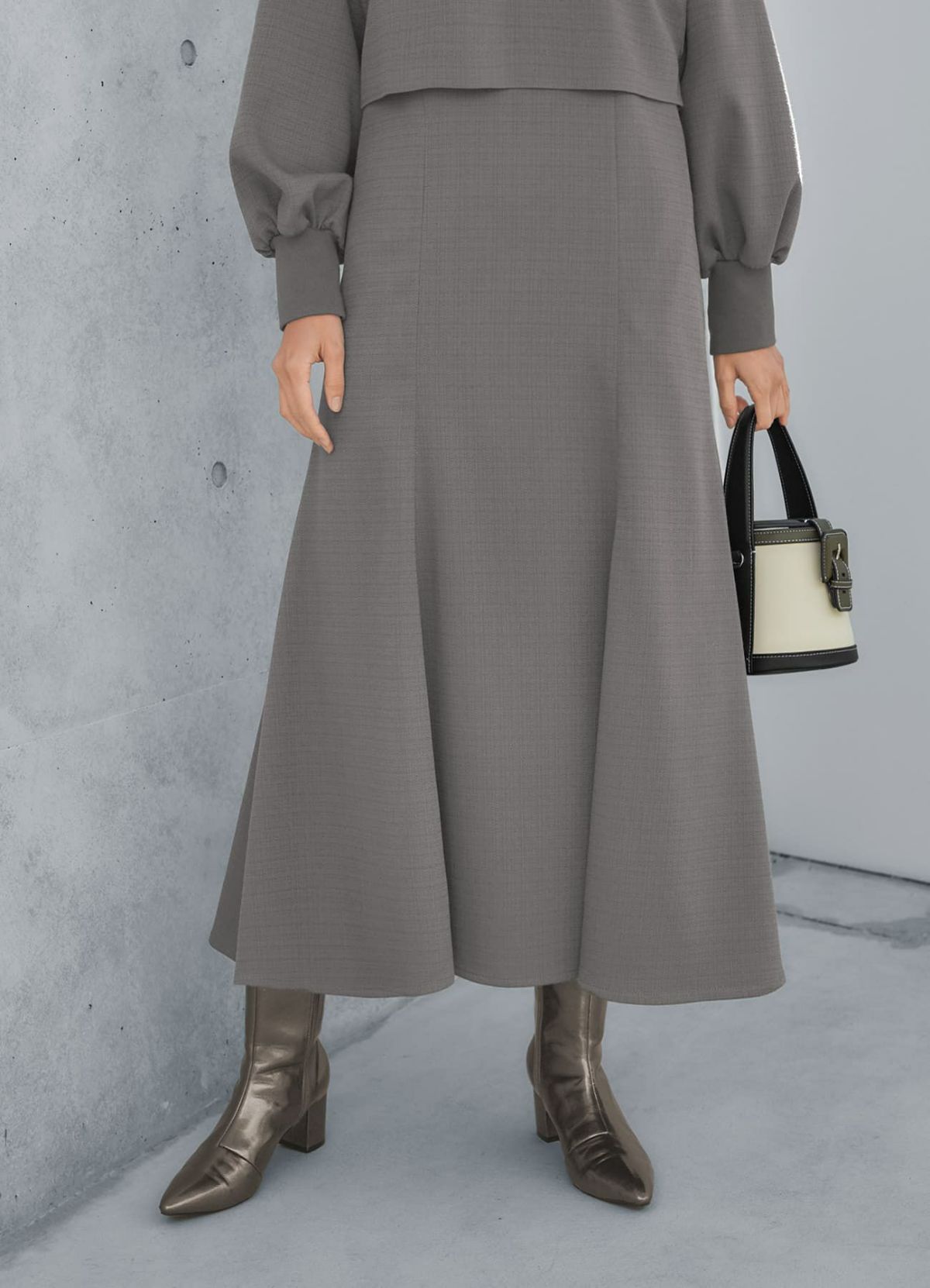 着用イメージ 165cm 着用サイズ 02 グレー