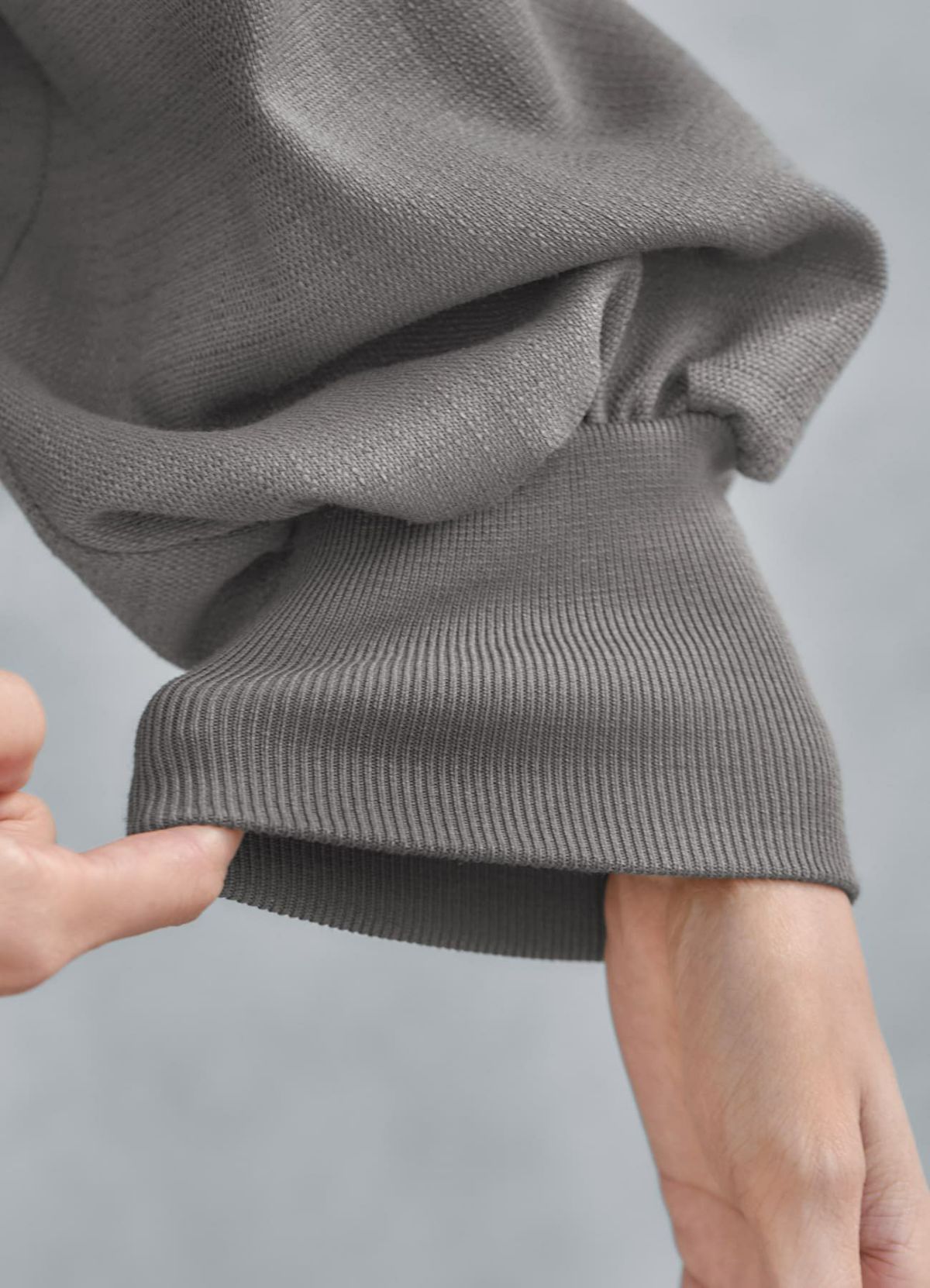 着用イメージ 165cm 着用サイズ 02 グレー