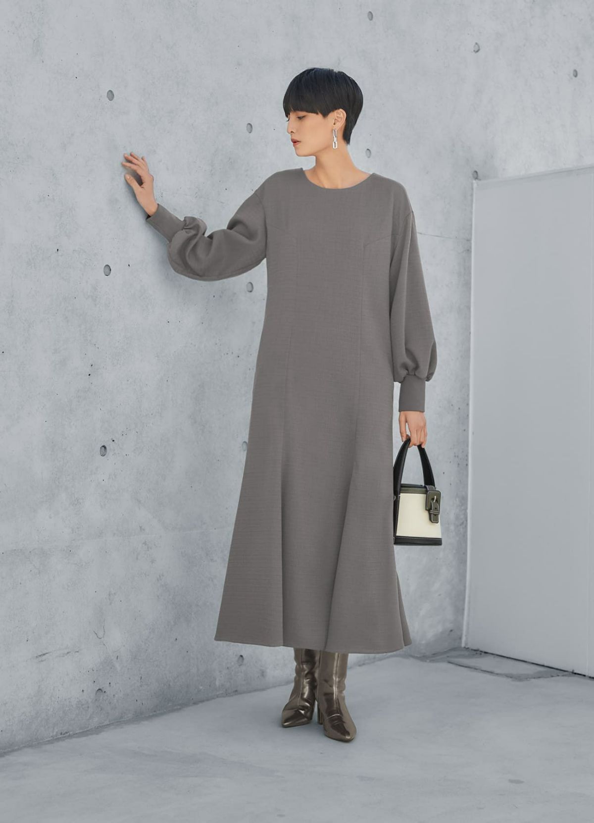 着用イメージ 165cm 着用サイズ 02 グレー