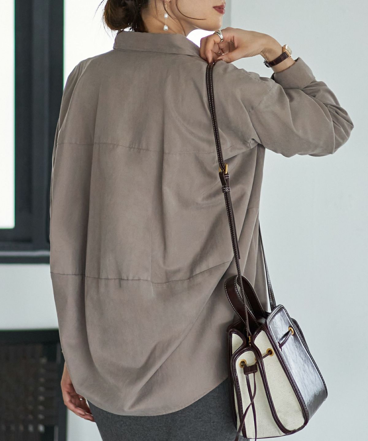 着用イメージ 166cm アースグレー