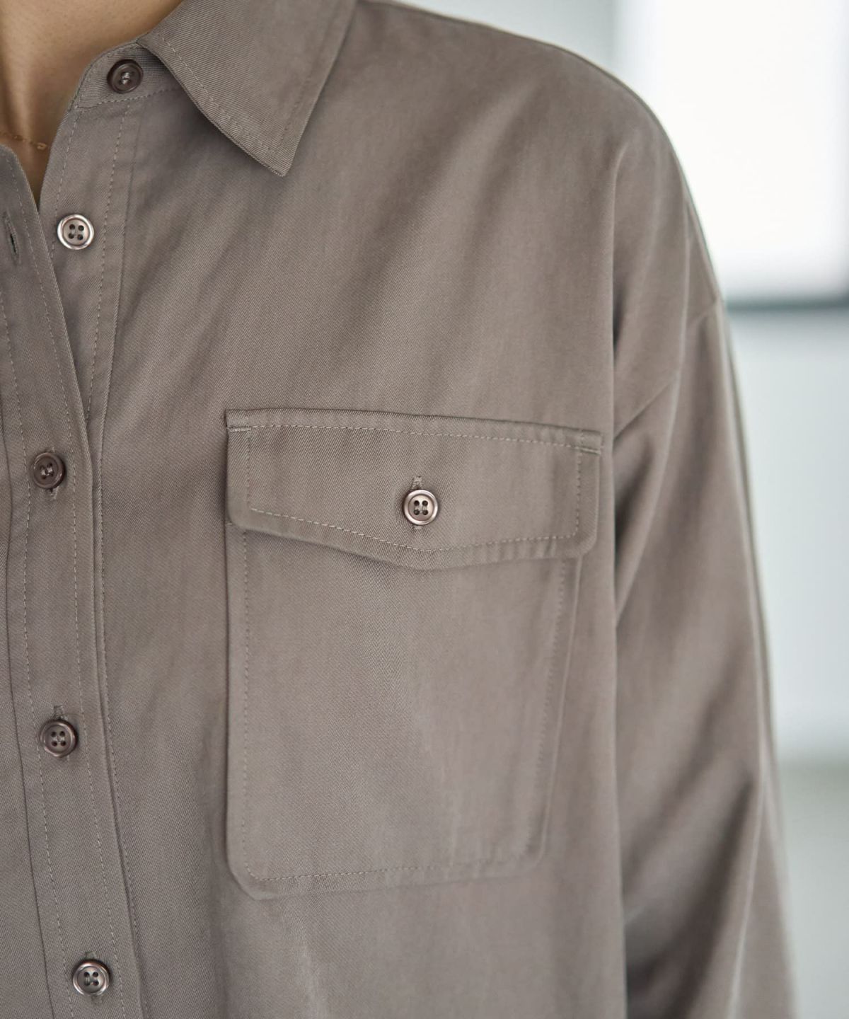 着用イメージ 166cm アースグレー